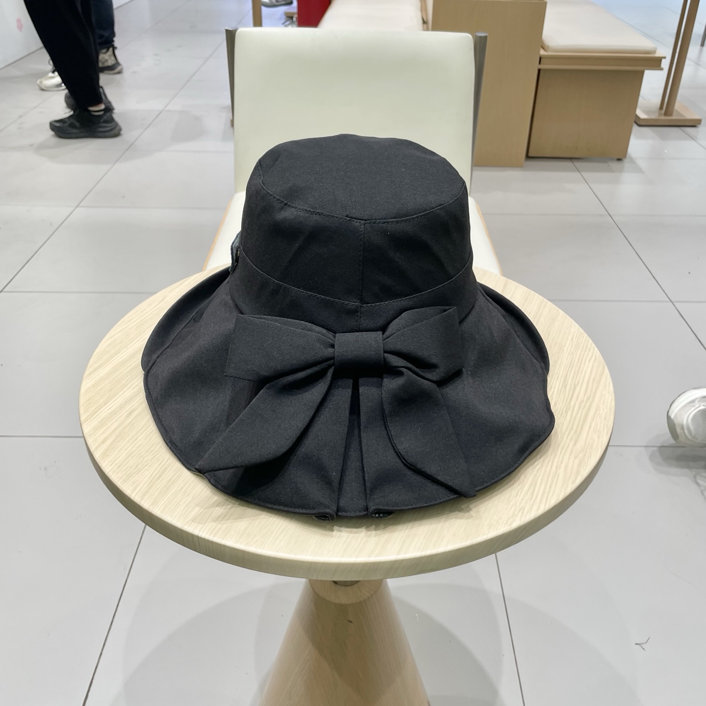  缪缪miumiu渔夫帽子女夏季新款大檐优雅蝴蝶结遮阳帽户外出游遮脸防晒太阳帽