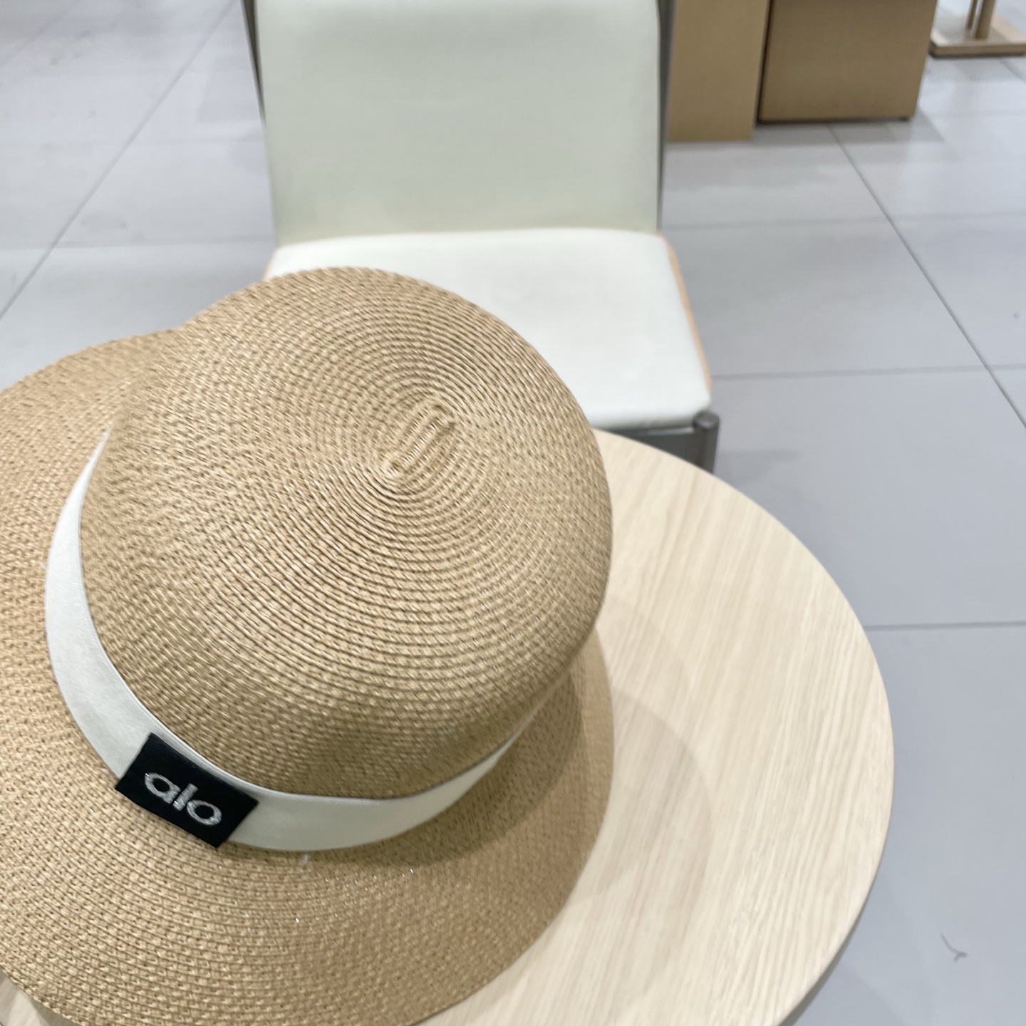  alo 新款草帽来啦~‼️
草帽季 必入款！ 大牌高级感十足！