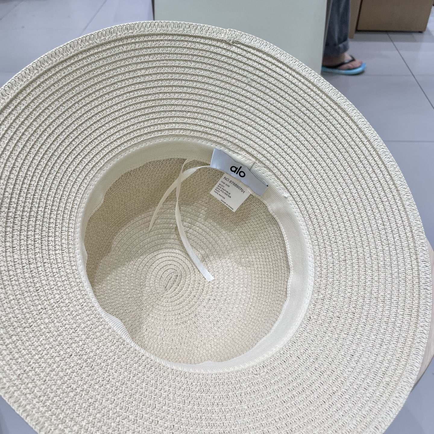  alo 新款草帽来啦~‼️
草帽季 必入款！ 大牌高级感十足！