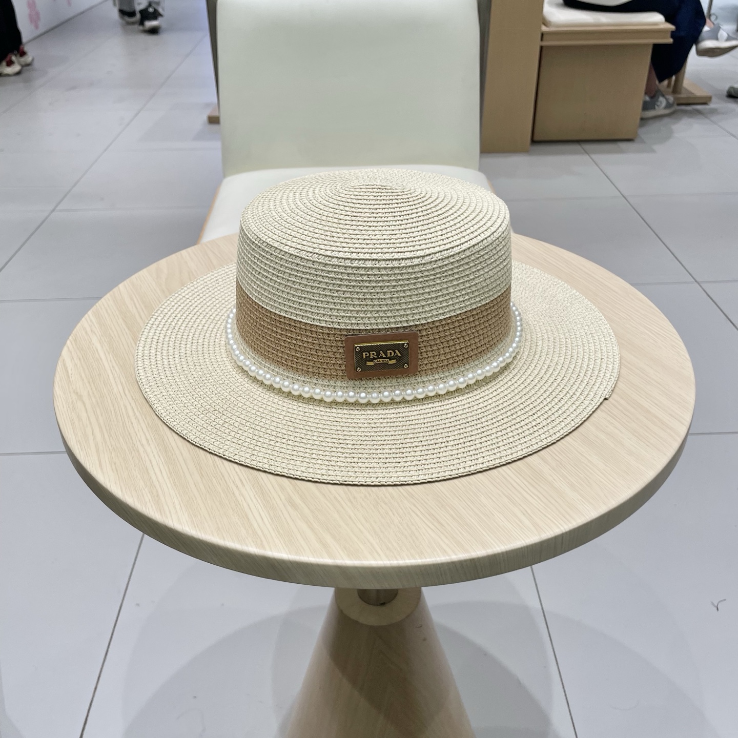 NO:353167,Prada new top hat, famous straw hat, head circumference 57cm hat, straw hat fisherman hat baseball hat, hat, prada, espadrilles, hats普拉达新款平顶礼帽,名族风草帽,头围57cm帽子草帽渔夫帽棒球帽,帽子,prada,espadrilles,hats,hat