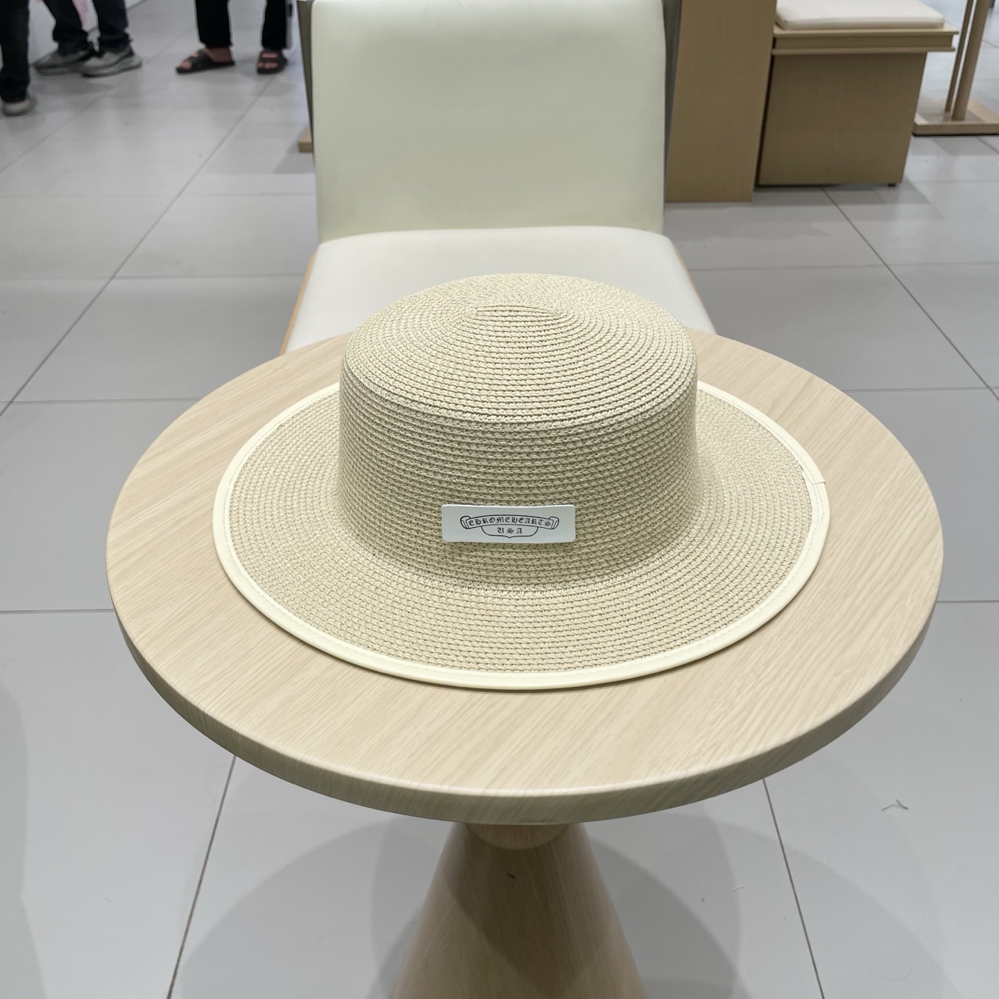 NO:353189,Crowxin's new large-edge straw hat, popular items for internet celebrity fashion experts, minimalist style, super fashionable and neat and versatile fashion!  Cover your face and make you look slimming!  Sunshade and fashionable hat Straw hat Fisherman hat Baseball hat, hat, chrome hearts, espadrilles, hats克罗心新款大沿草帽,网红时尚达人火爆单品,极简的风格,时尚感超强利落百搭时尚！遮脸显瘦！遮阳又时尚帽子草帽渔夫帽棒球帽,帽子,chrome hearts,espadrilles,hats,hat