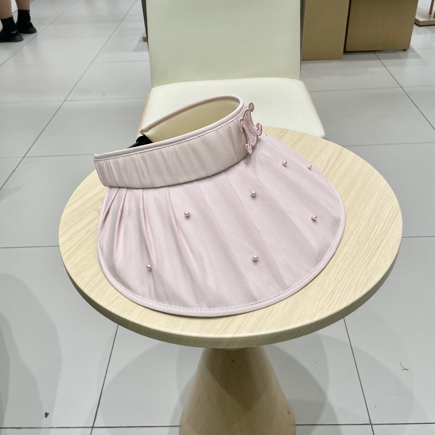 celine塞琳新款夏季防晒遮阳紫外线空顶帽百搭小香风珍珠帽女褶皱大檐太阳帽