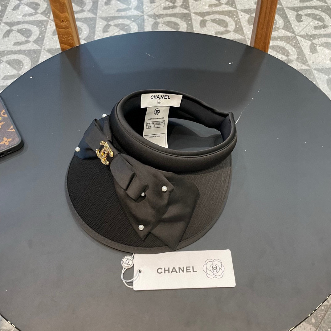 【CHANEL香奈儿】2025夏季新款小香风遮阳帽空顶帽🔅
气质款～