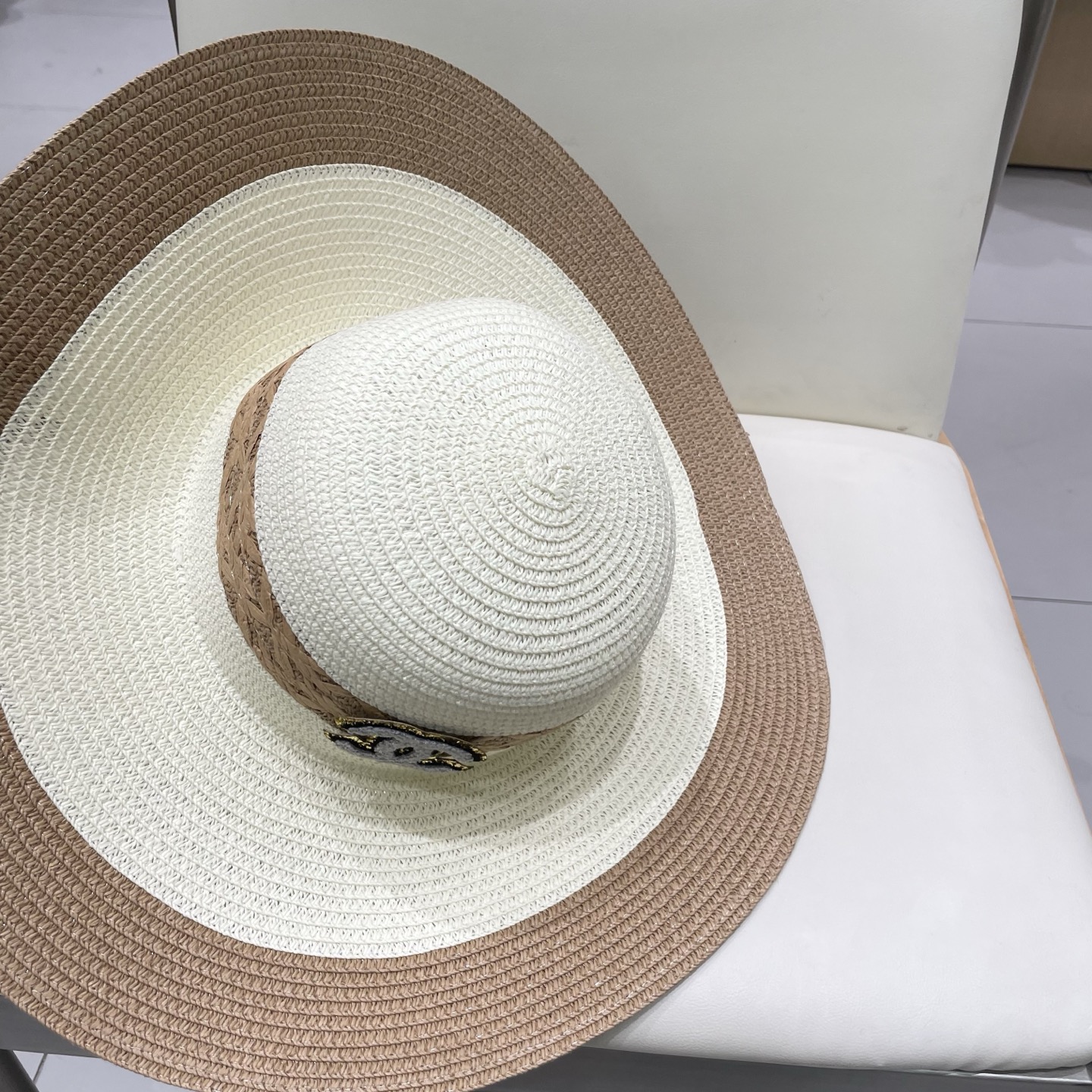 Chanel香奈儿草帽，沙滩大檐帽，拼色草帽，头围57cm
