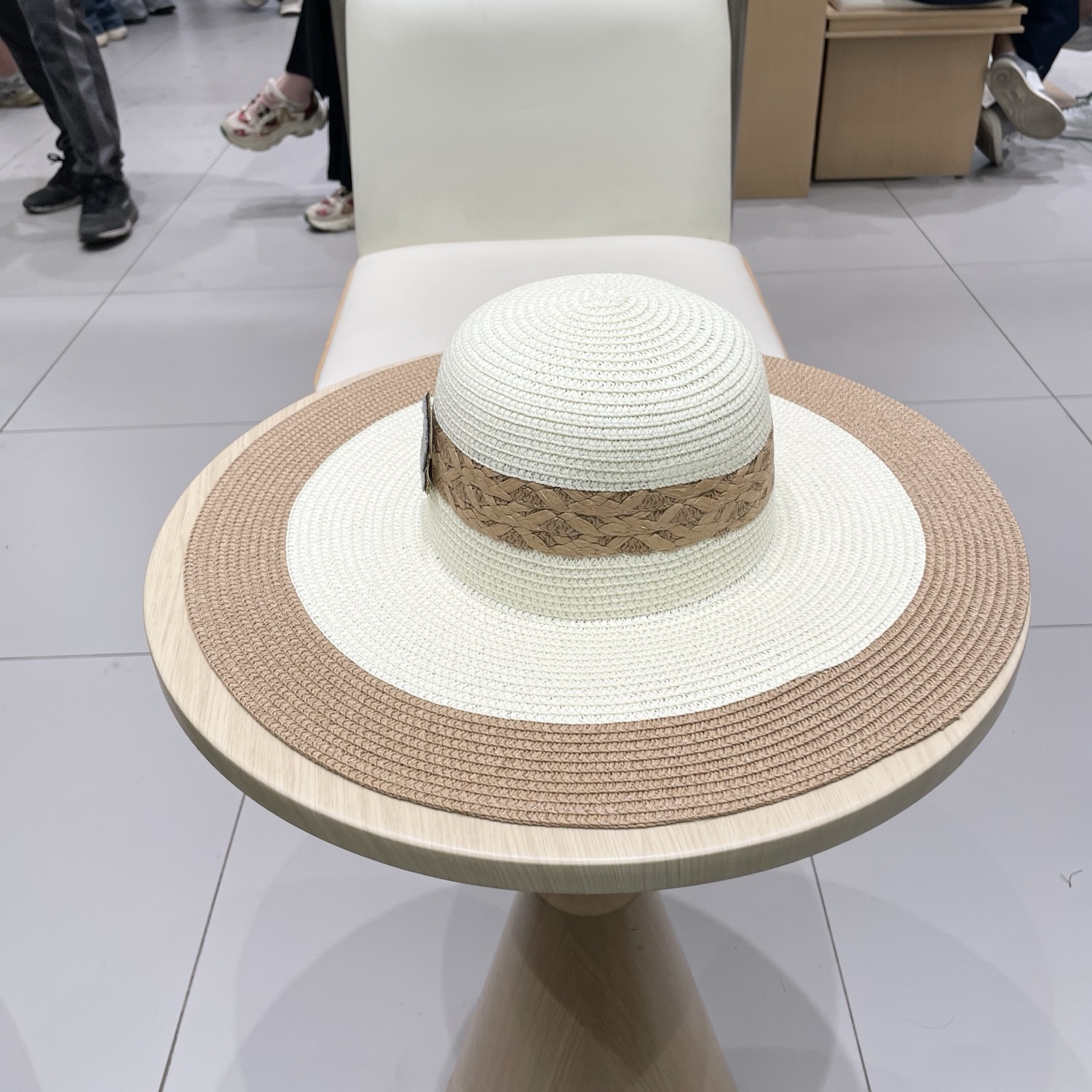 Chanel香奈儿草帽，沙滩大檐帽，拼色草帽，头围57cm