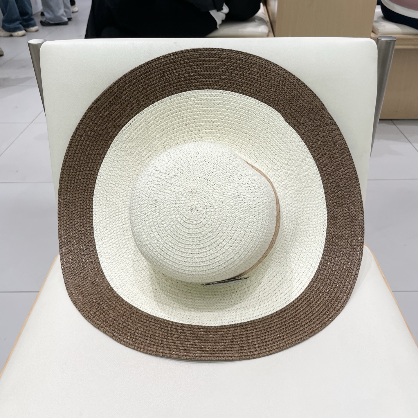 Chanel香奈儿草帽，沙滩大檐帽，拼色草帽，头围57cm