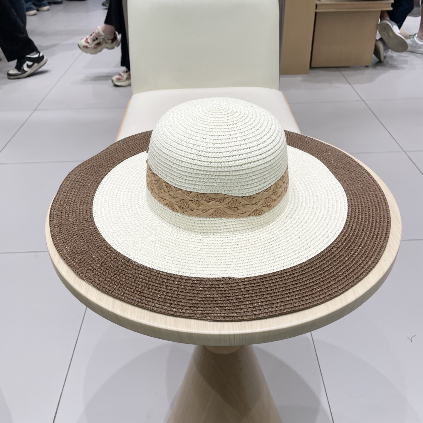 Chanel香奈儿草帽，沙滩大檐帽，拼色草帽，头围57cm