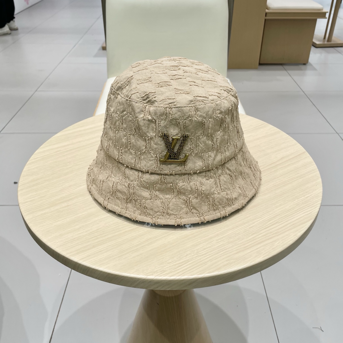 🧢LV路易威登🧢 官网高版出货，经典渔夫帽 四季可用，出门必备，非常显脸小