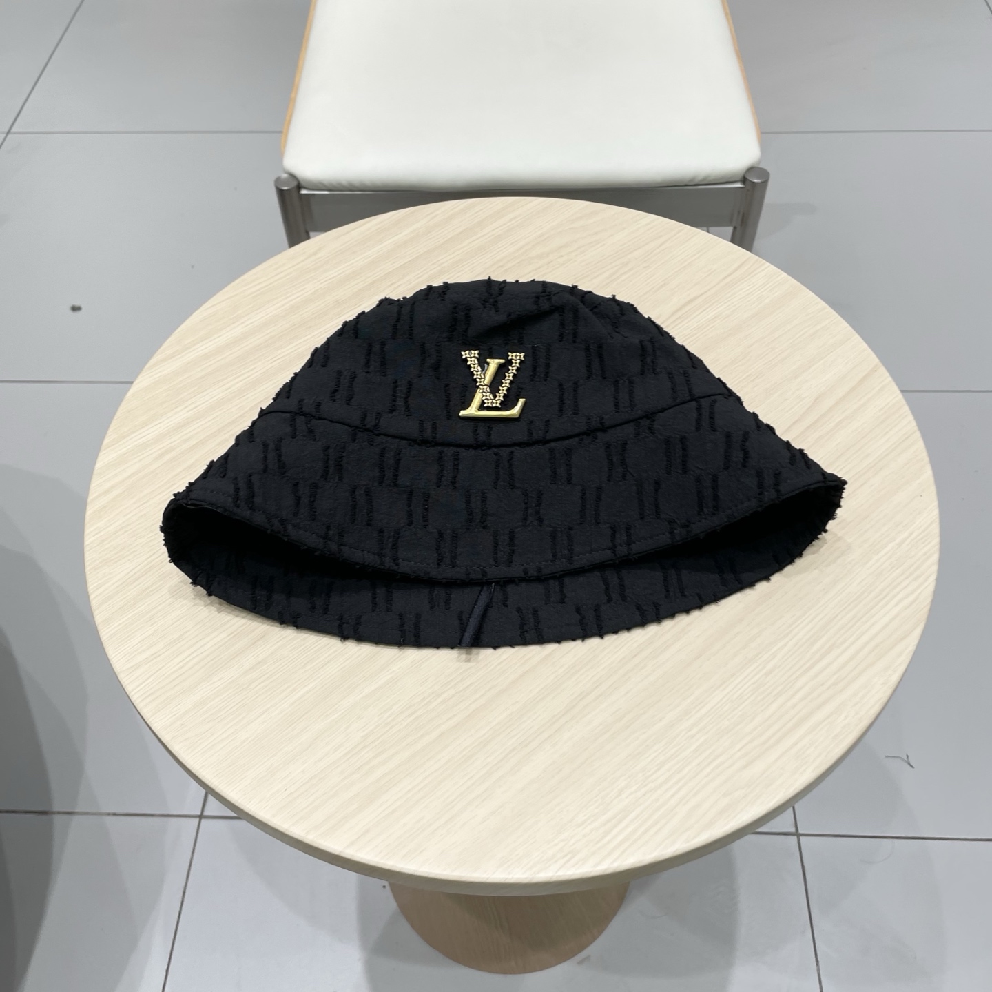 NO:343677,LV Louis Vuitton official website high-end delivery, classic fisherman hat available in all seasons, must-have when going out, very showy little hat straw hat fisherman hat baseball hat, hat, louis vuitton, louis vuitton, espadrilles, hatsLV路易威登 官网高版出货,经典渔夫帽 四季可用,出门必备,非常显脸小帽子草帽渔夫帽棒球帽,帽子,louis vuitton,louis vuitton,espadrilles,hats,hat