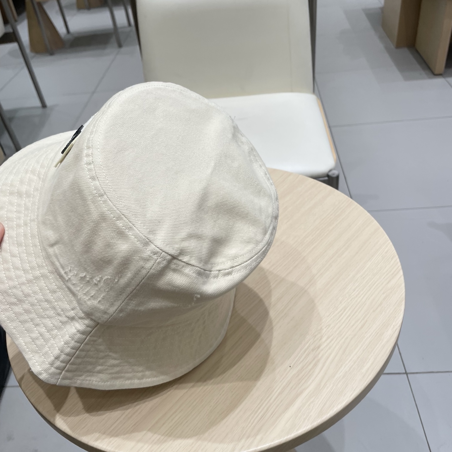 爆款🔥Alo新款渔夫帽
纯棉面料，简约时尚更透气，超火爆
现货秒发