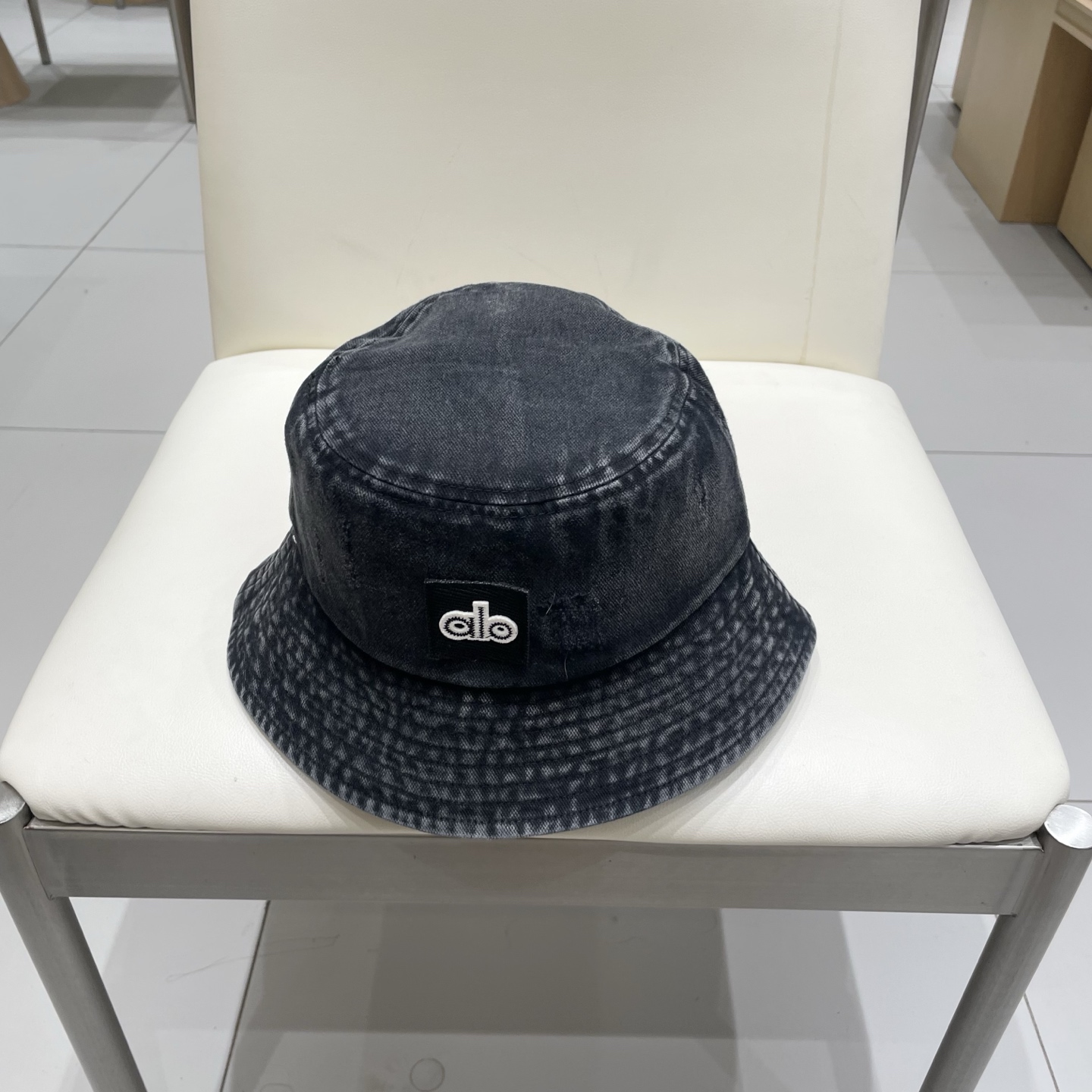 爆款🔥Alo新款渔夫帽
纯棉面料，简约时尚更透气，超火爆
现货秒发