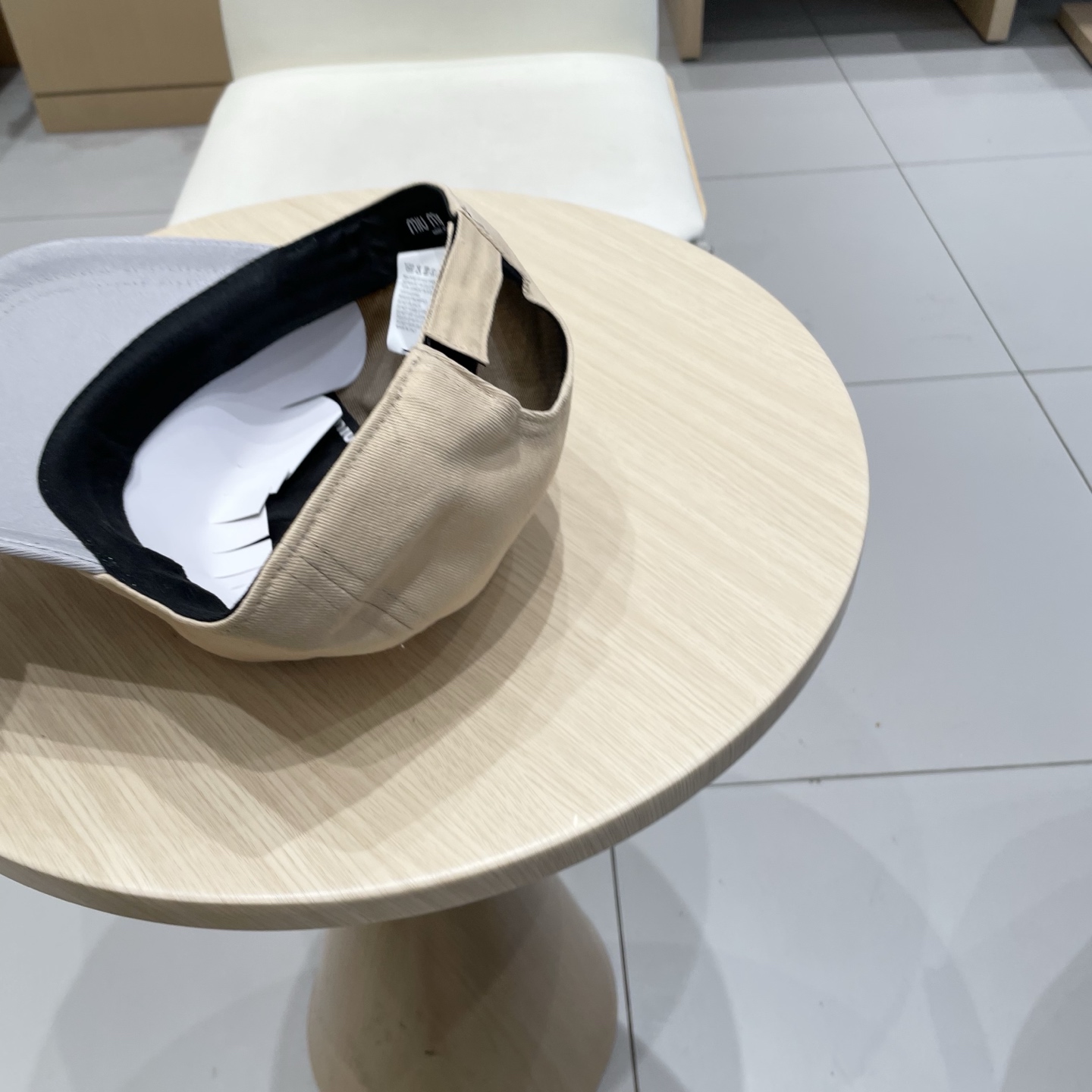  【Miumiu缪缪】新款订单款刺绣棒球帽🧢大牌款超好搭配，赶紧入手！