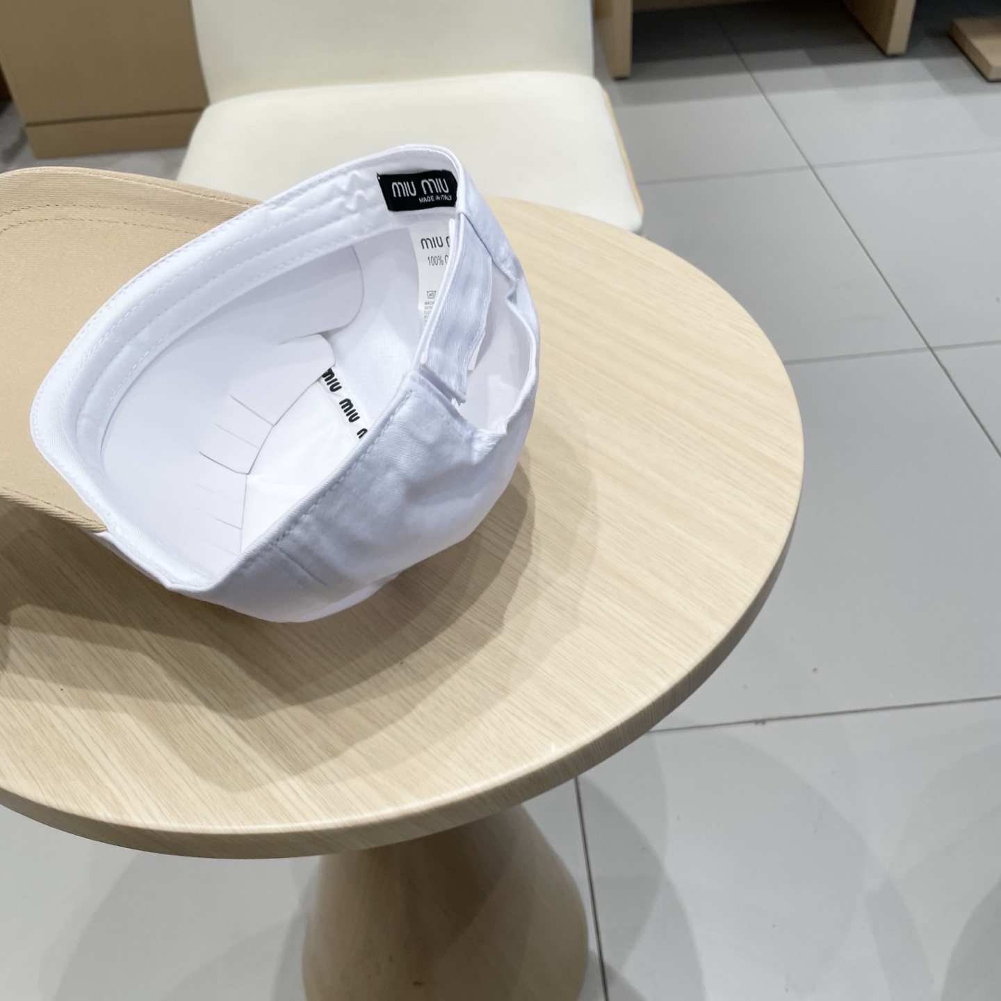  【Miumiu缪缪】新款订单款刺绣棒球帽🧢大牌款超好搭配，赶紧入手！