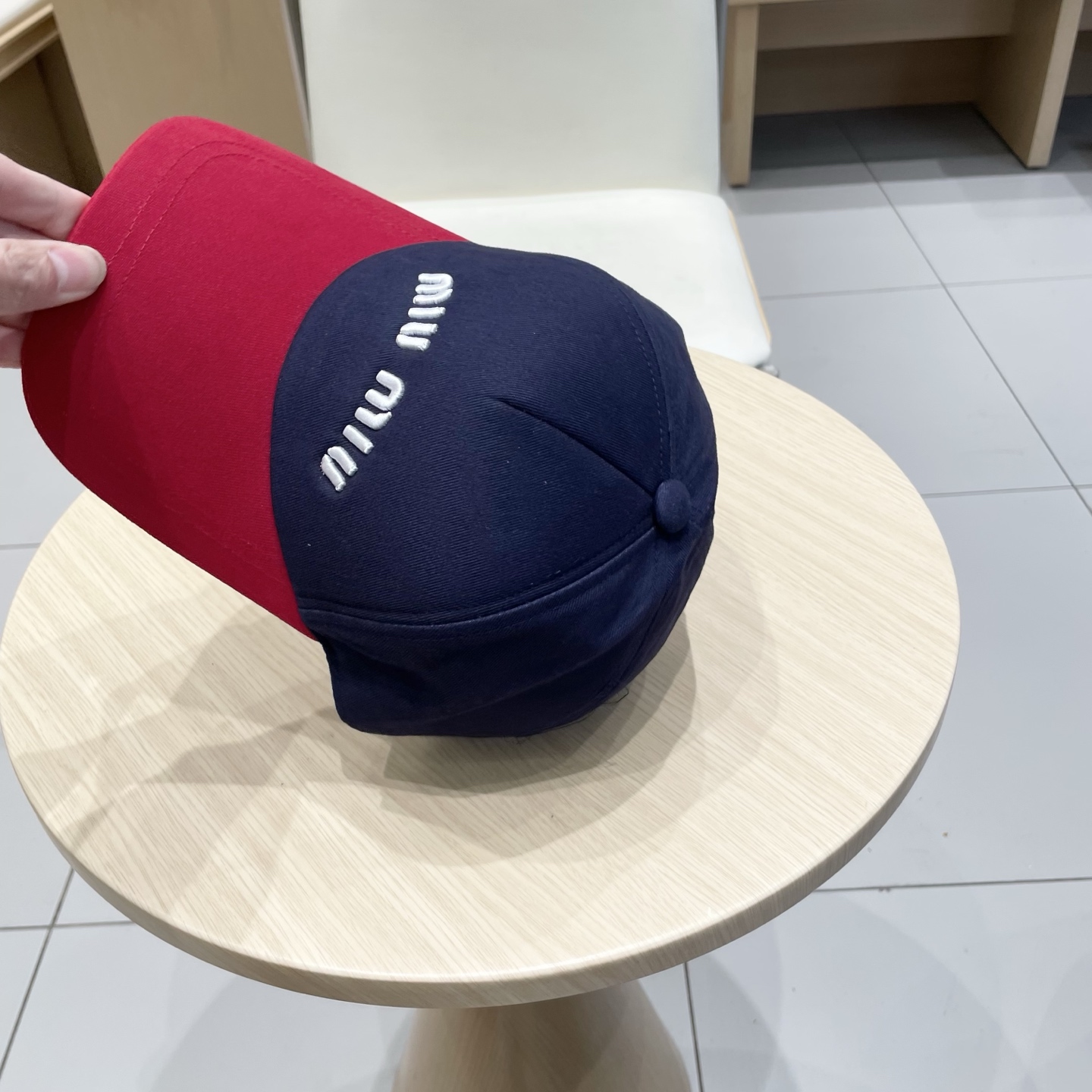  【Miumiu缪缪】新款订单款刺绣棒球帽🧢大牌款超好搭配，赶紧入手！