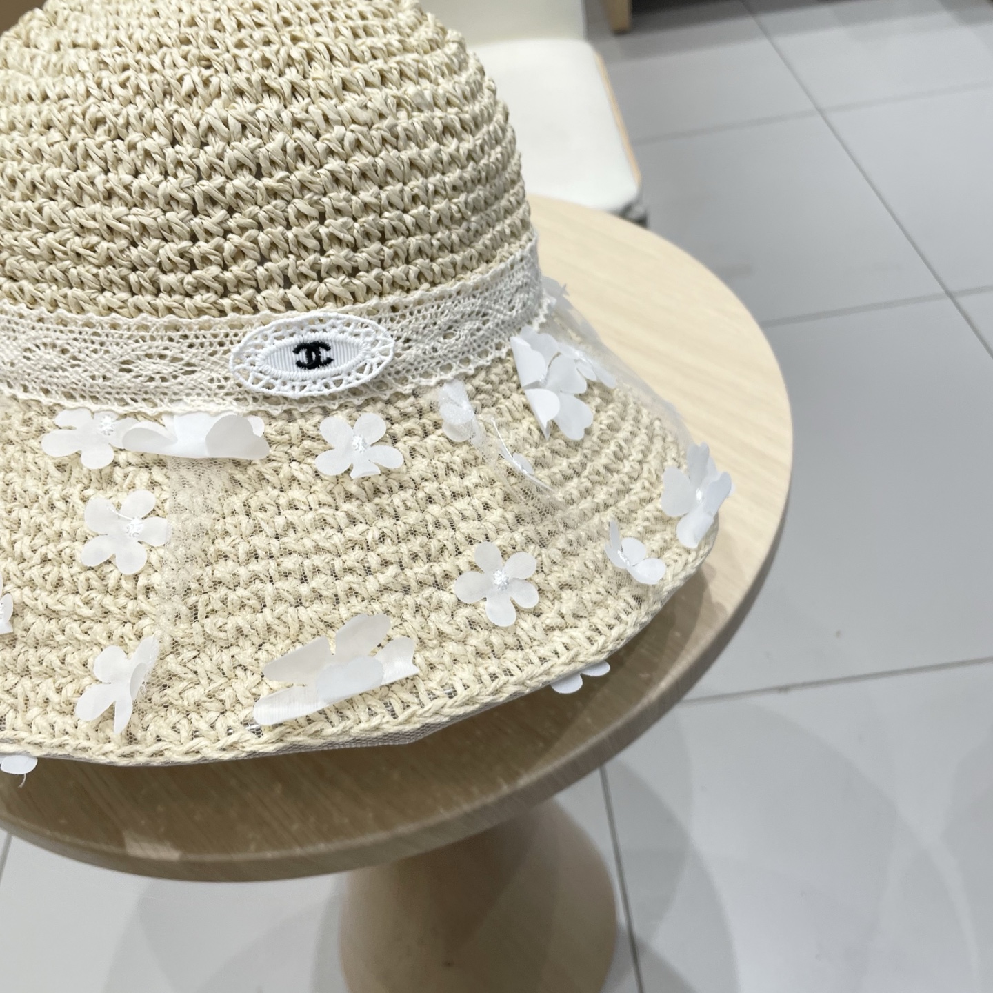 Chanel香奈儿花朵蕾丝草帽女夏季海边度假沙滩透气镂空遮阳防晒帽草编太阳帽子