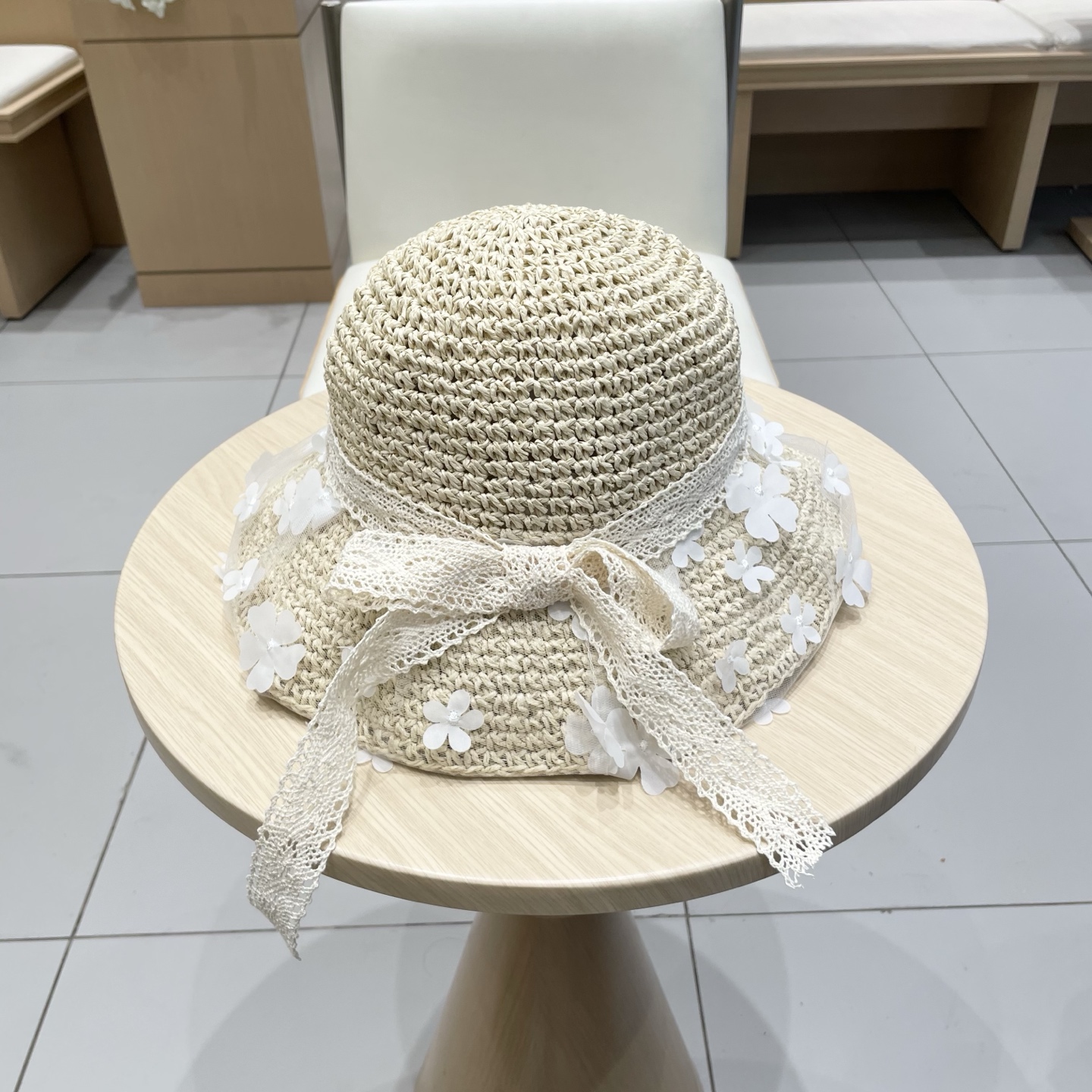 Chanel香奈儿花朵蕾丝草帽女夏季海边度假沙滩透气镂空遮阳防晒帽草编太阳帽子