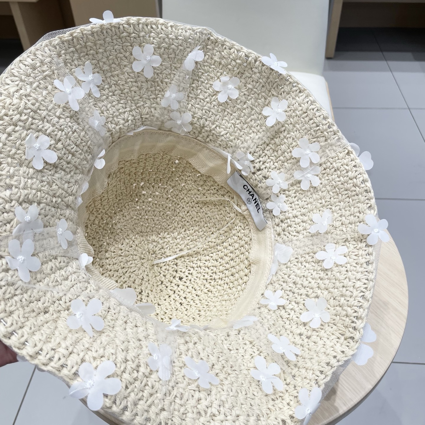 Chanel香奈儿花朵蕾丝草帽女夏季海边度假沙滩透气镂空遮阳防晒帽草编太阳帽子