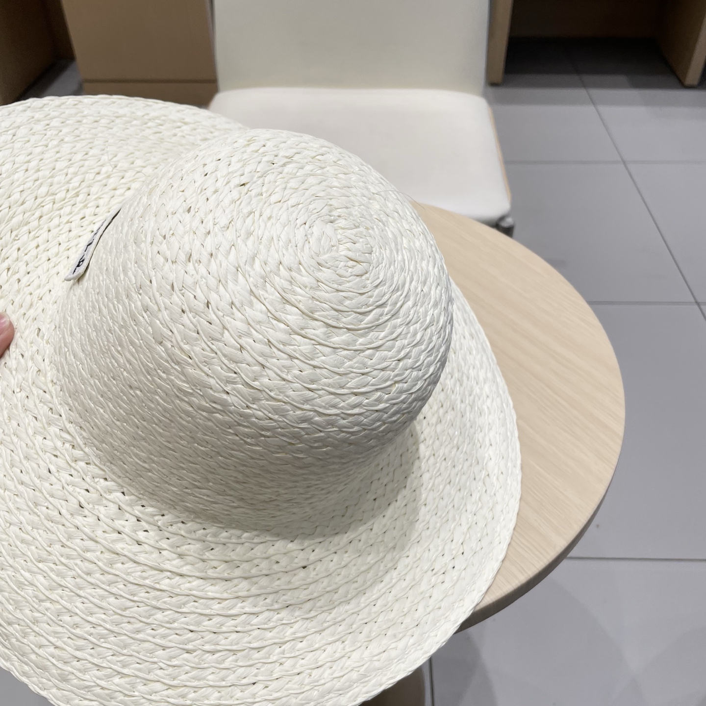  CHANEL香奈儿 2025新款草编遮阳大帽檐草帽🤩沙滩风格，简约大方，百搭单品～外出首选，新款帽型超