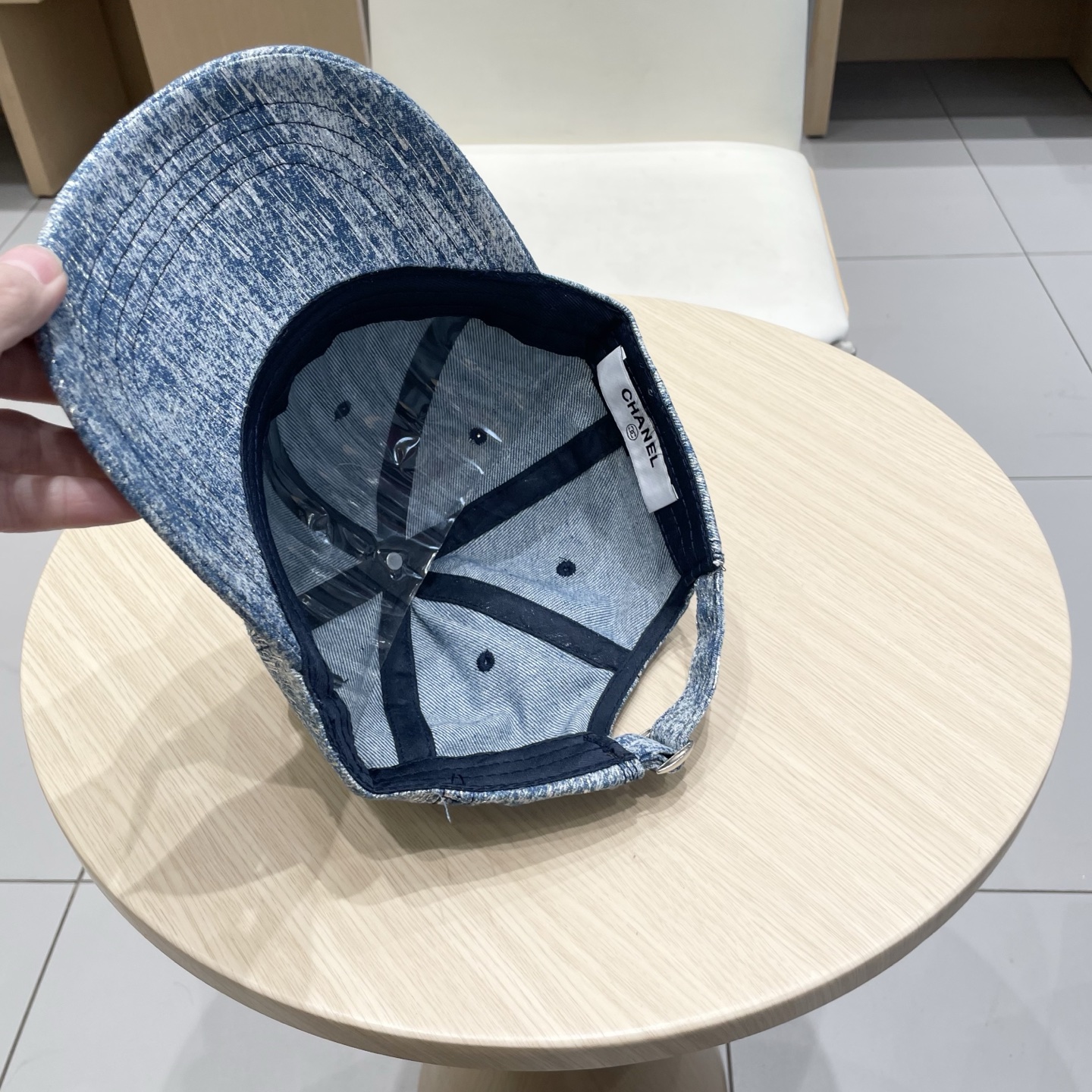 CHANEL香奈儿】新款简约刺绣logo棒球帽，新款出货，大牌款超好搭配，赶紧入手！