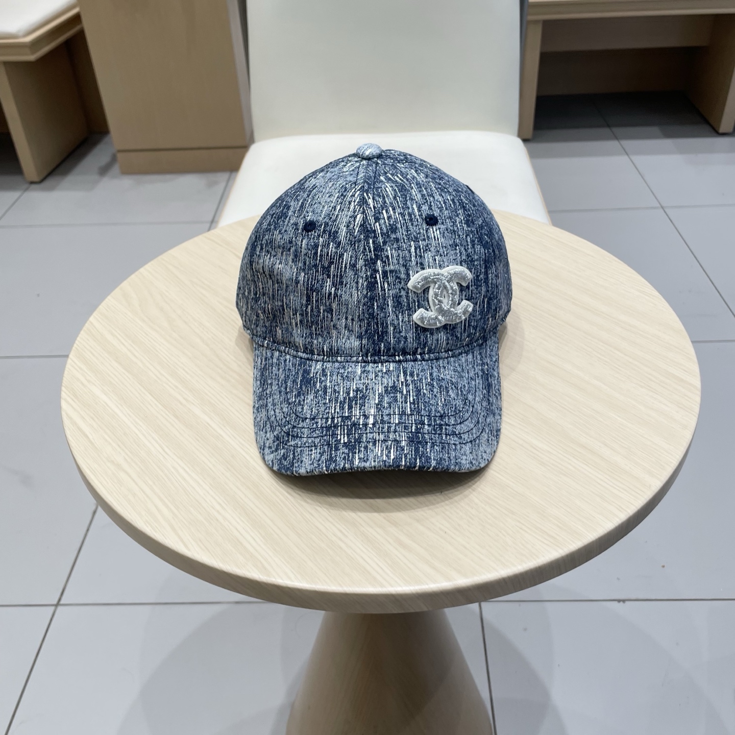 CHANEL香奈儿】新款简约刺绣logo棒球帽，新款出货，大牌款超好搭配，赶紧入手！