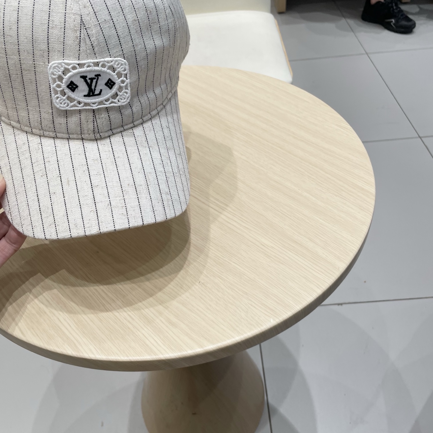  🧢路易威登棒球帽 LouisVuitton😍新款LV棒球帽，高端大气，百搭款🤗男女通用！跑量！