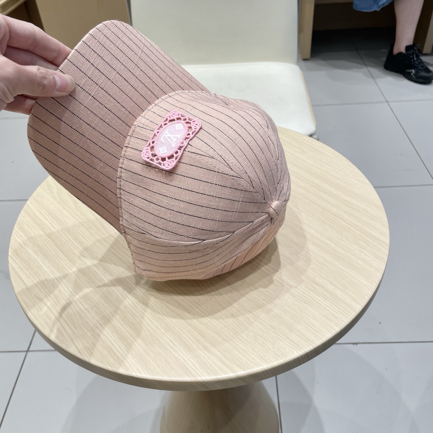  🧢路易威登棒球帽 LouisVuitton😍新款LV棒球帽，高端大气，百搭款🤗男女通用！跑量！