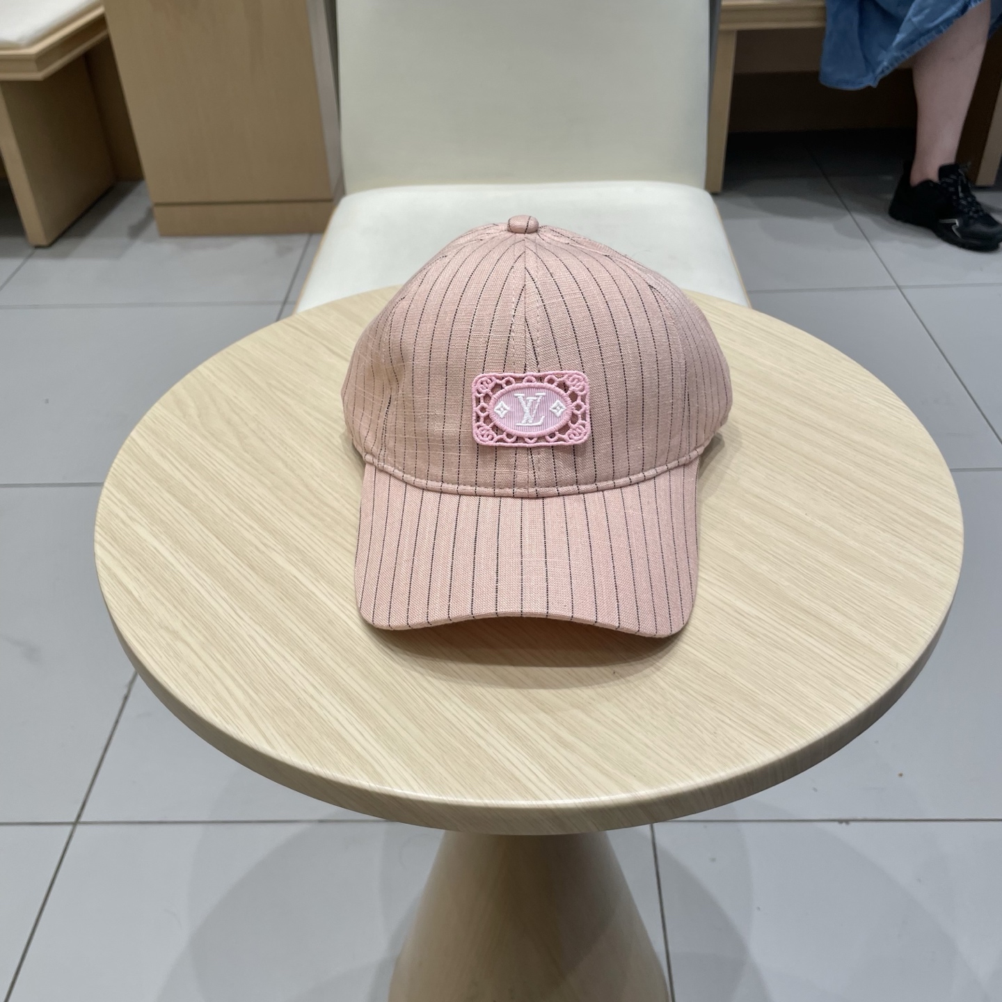  🧢路易威登棒球帽 LouisVuitton😍新款LV棒球帽，高端大气，百搭款🤗男女通用！跑量！