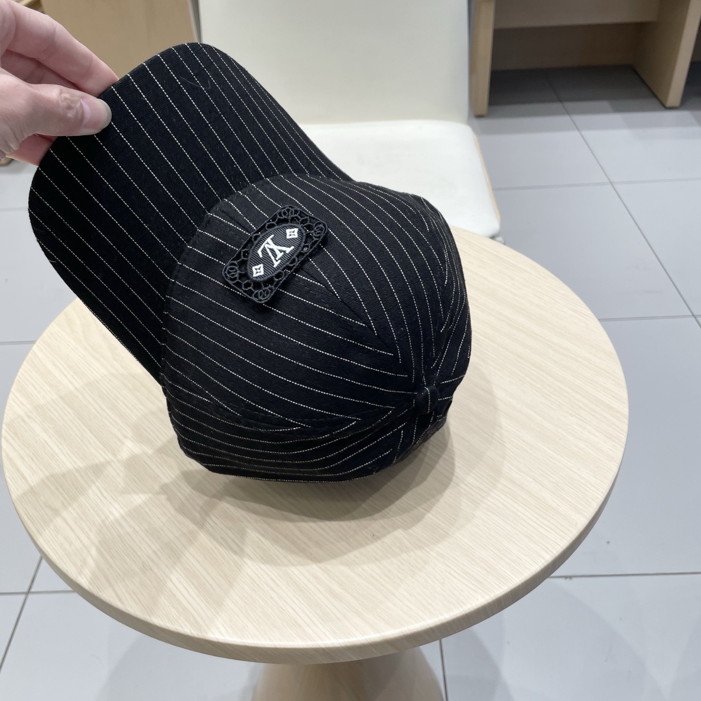 🧢路易威登棒球帽 LouisVuitton😍新款LV棒球帽，高端大气，百搭款🤗男女通用！跑量！