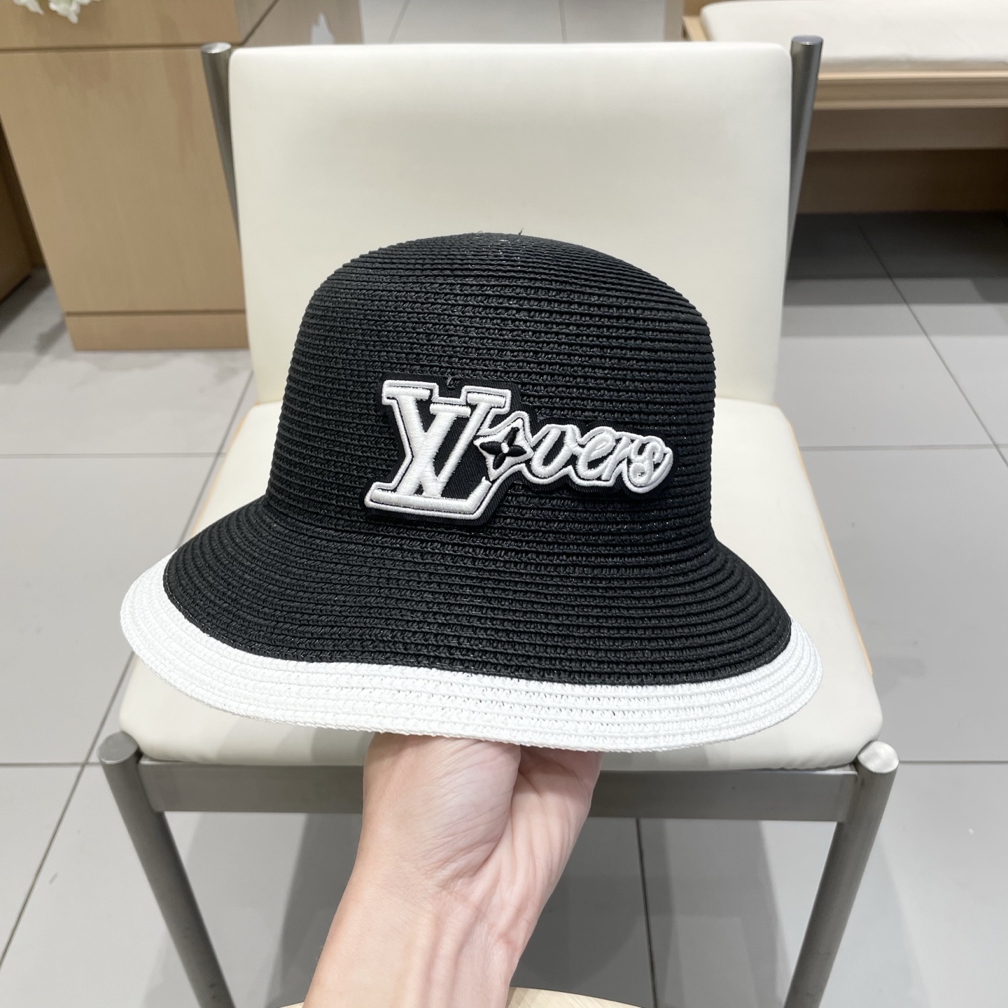  LV新款草帽，拼色设计，旅游必备，头围57cm