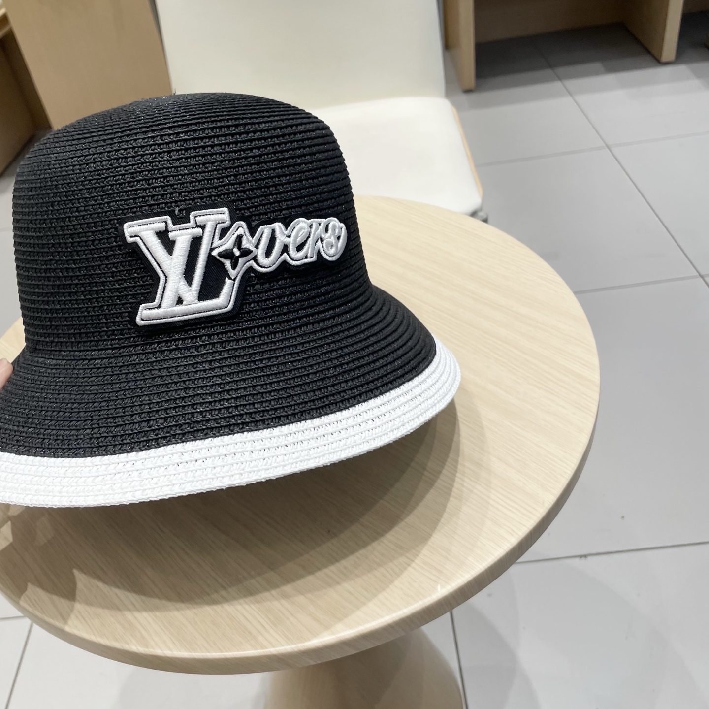  LV新款草帽，拼色设计，旅游必备，头围57cm