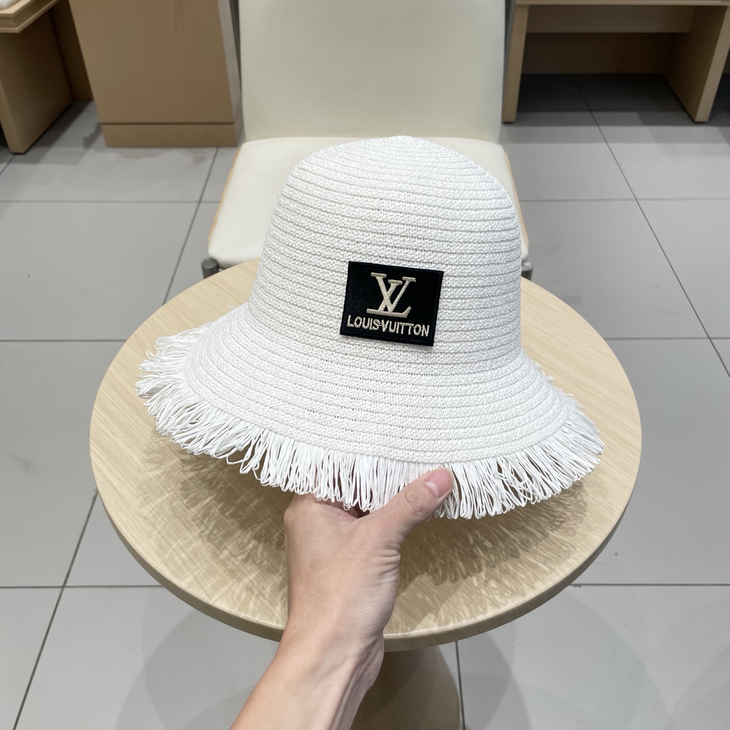 🧢路易威登棒球帽 LouisVuitton新款草帽女i帽子你女毛边春夏季出游户外遮阳帽时
