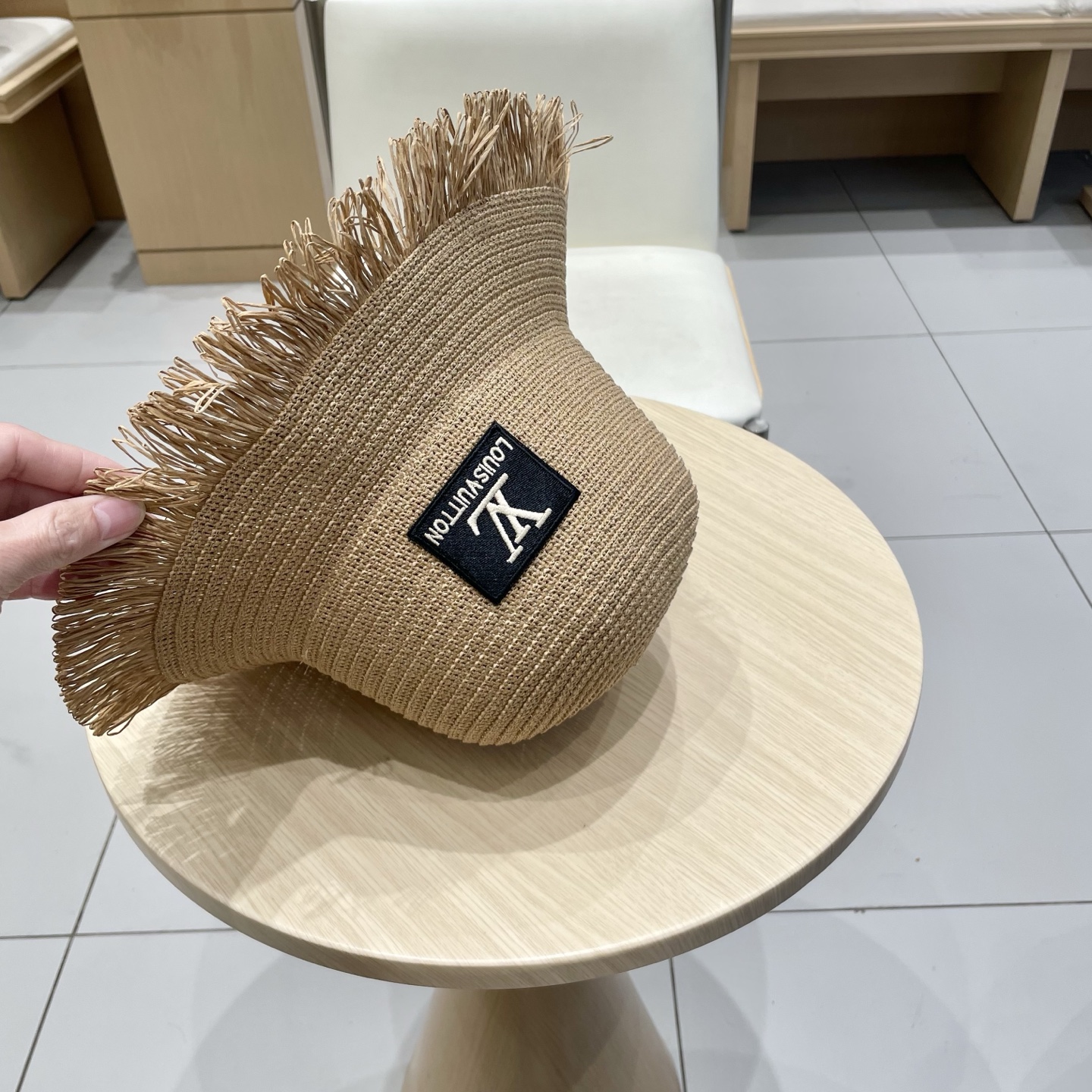 🧢路易威登棒球帽 LouisVuitton新款草帽女i帽子你女毛边春夏季出游户外遮阳帽时