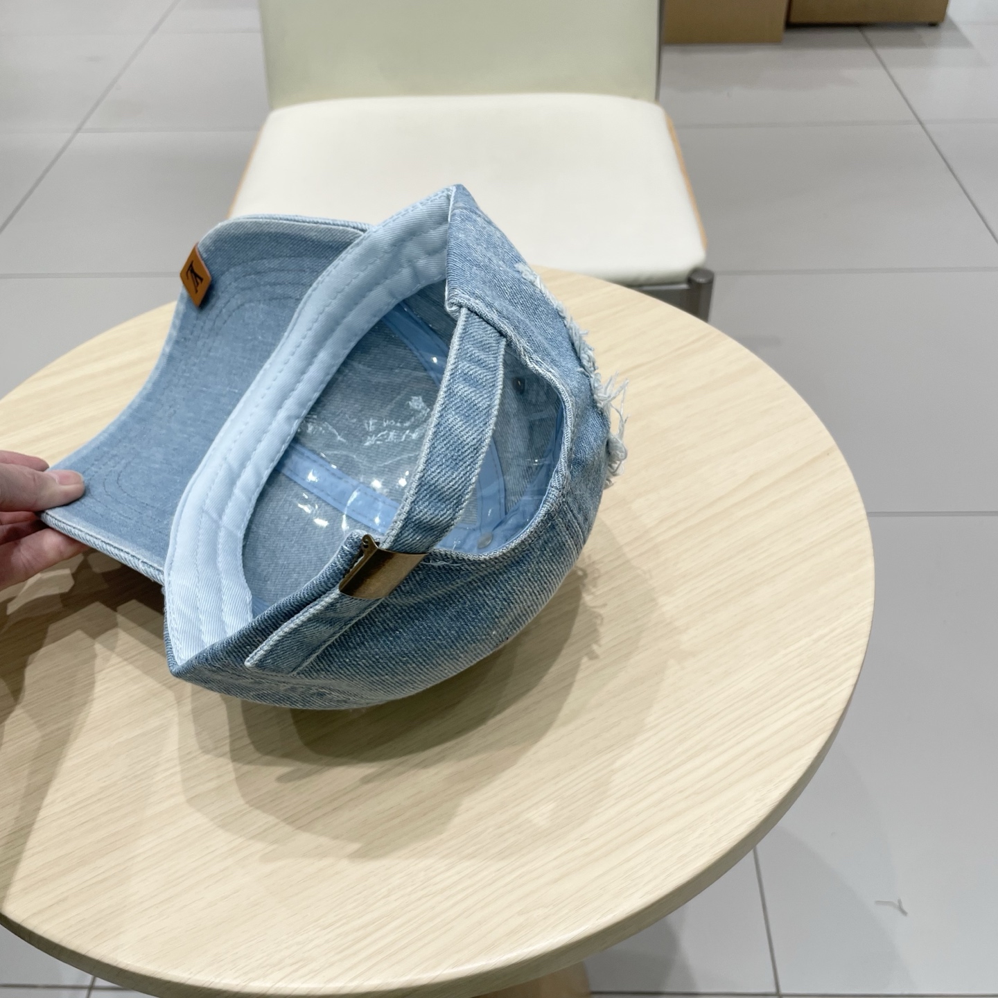 🧢路易威登牛仔棒球帽 LouisVuitton😍2025新款LV棒球帽，重工打造♥️高端大气，百搭款🤗男