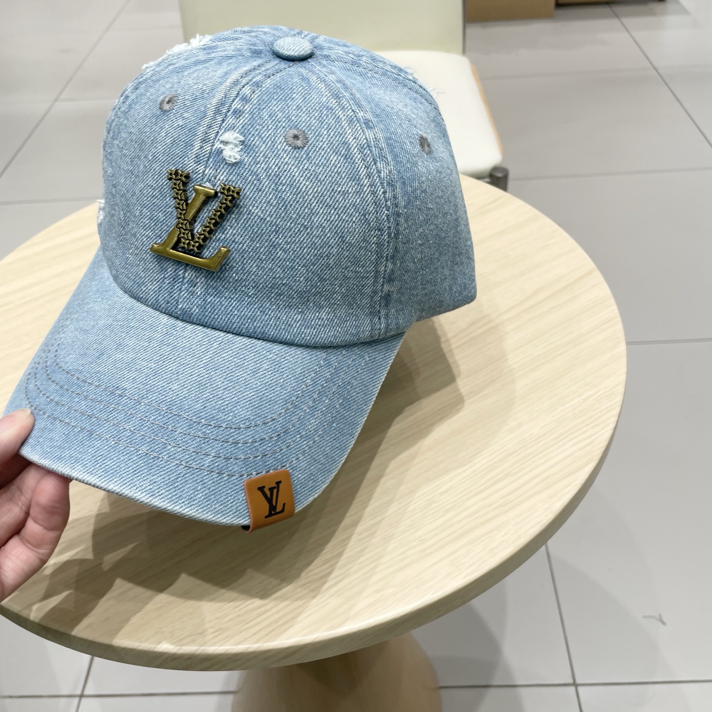 🧢路易威登牛仔棒球帽 LouisVuitton😍2025新款LV棒球帽，重工打造♥️高端大气，百搭款🤗男
