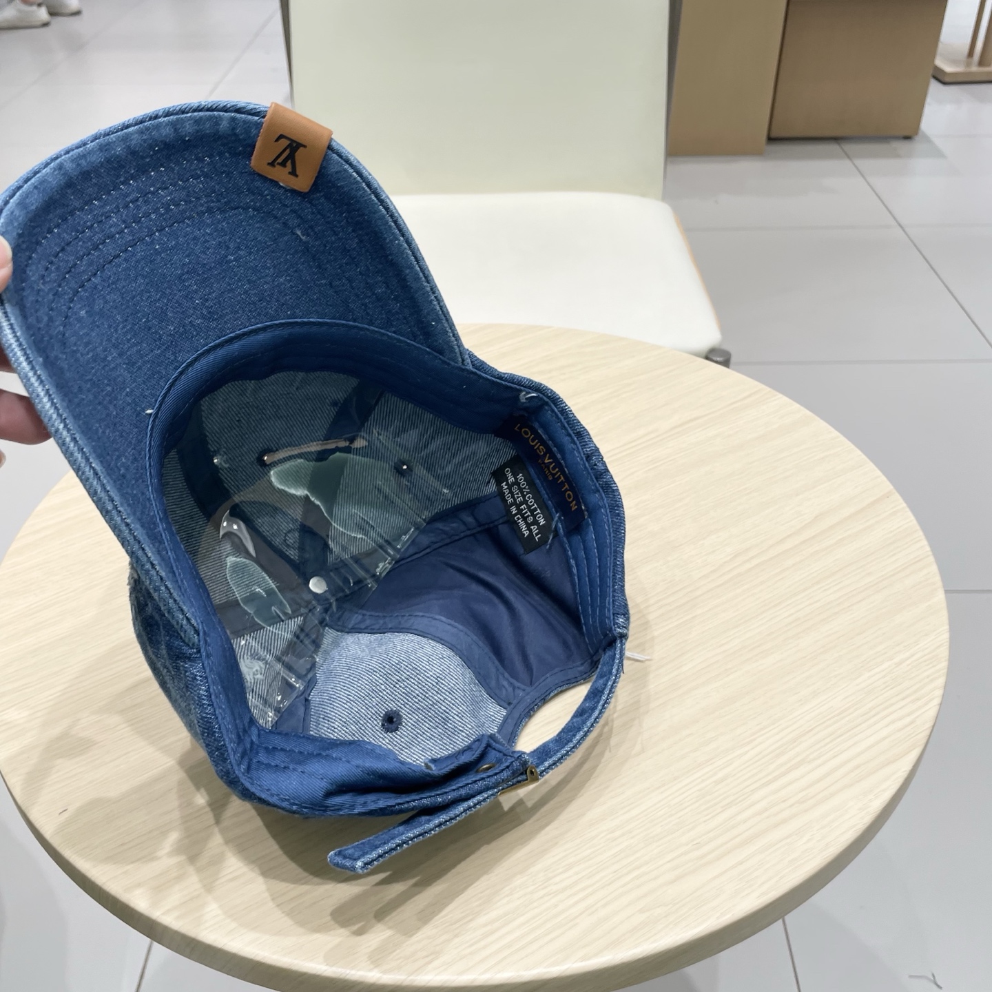 🧢路易威登牛仔棒球帽 LouisVuitton😍2025新款LV棒球帽，重工打造♥️高端大气，百搭款🤗男