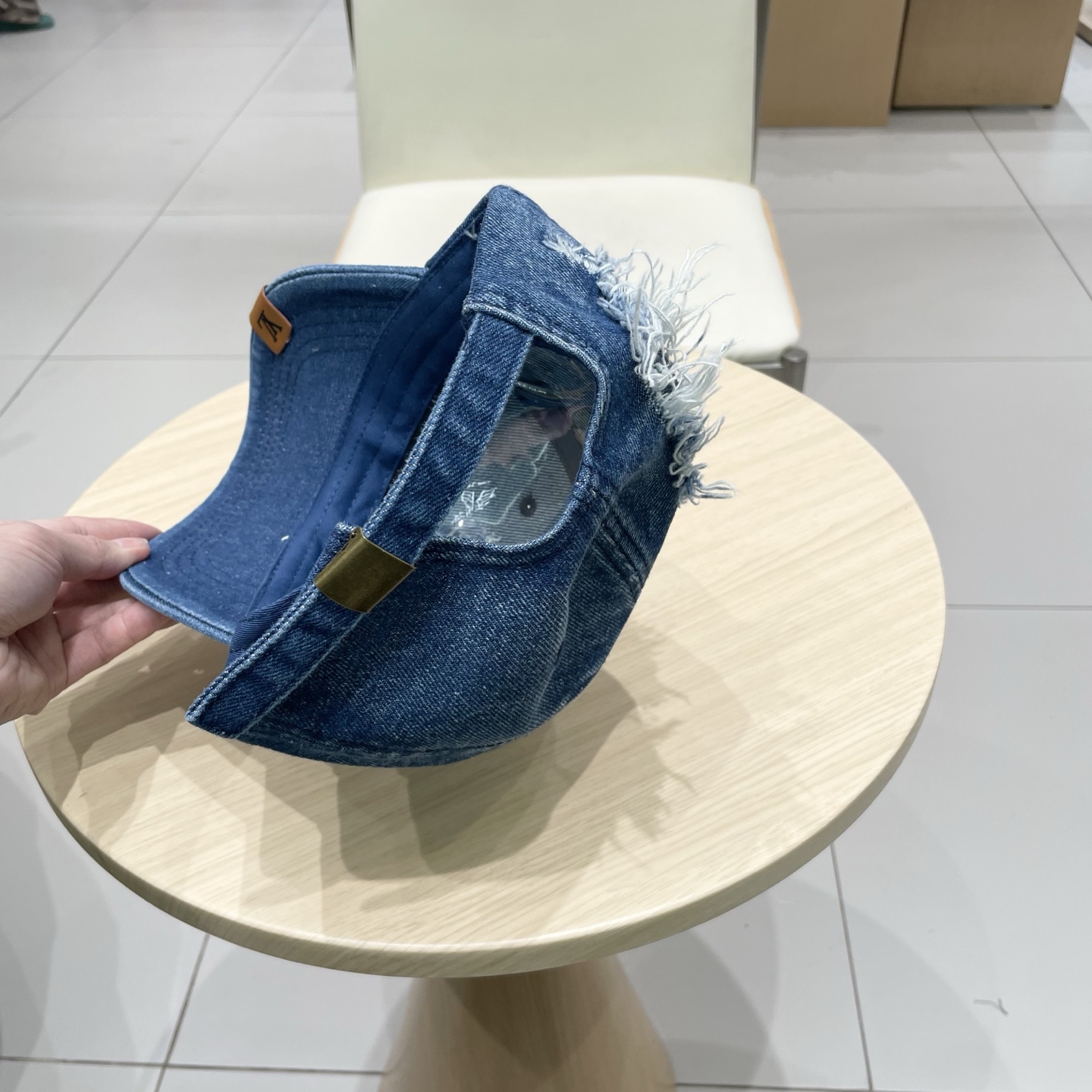 🧢路易威登牛仔棒球帽 LouisVuitton😍2025新款LV棒球帽，重工打造♥️高端大气，百搭款🤗男