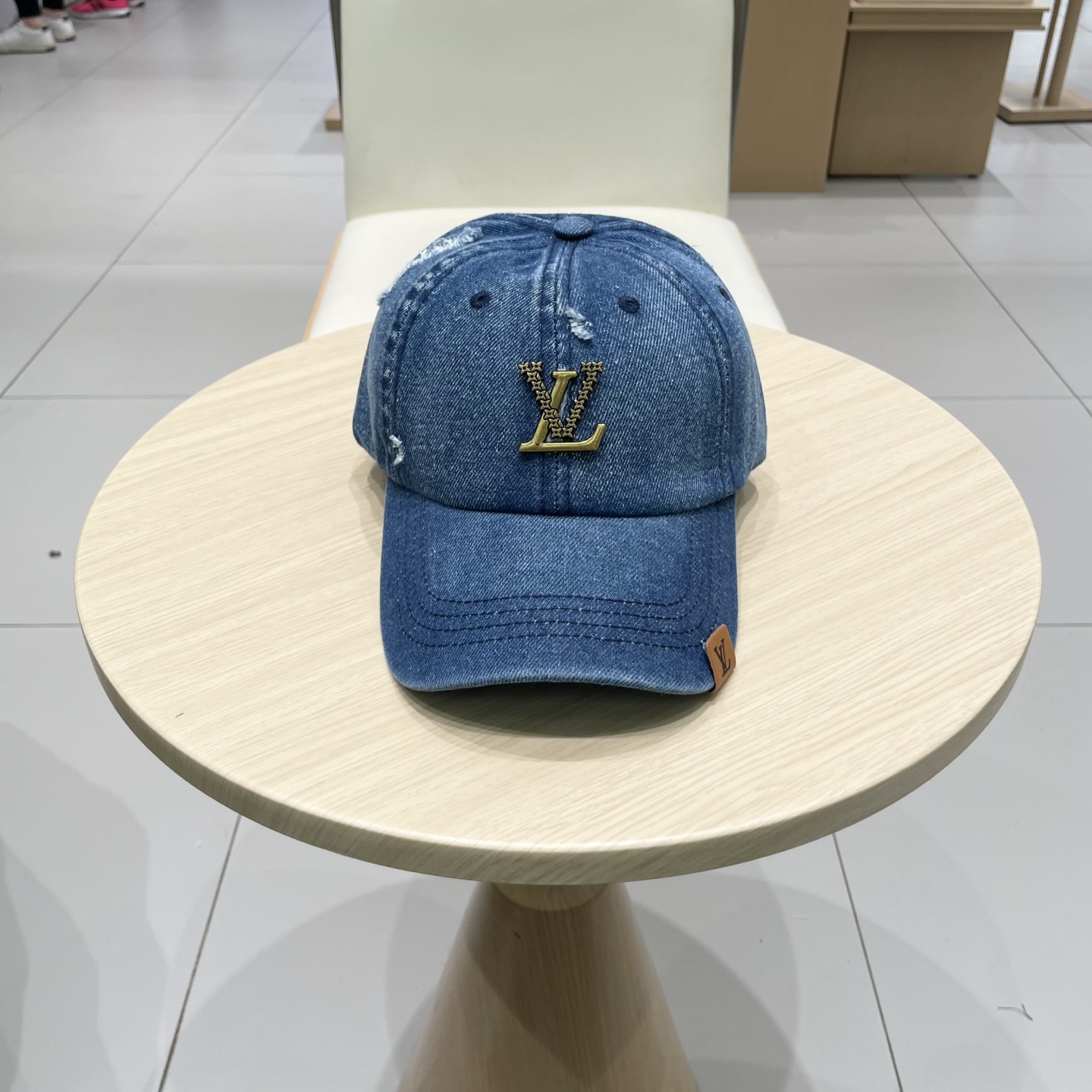 🧢路易威登牛仔棒球帽 LouisVuitton😍2025新款LV棒球帽，重工打造♥️高端大气，百搭款🤗男