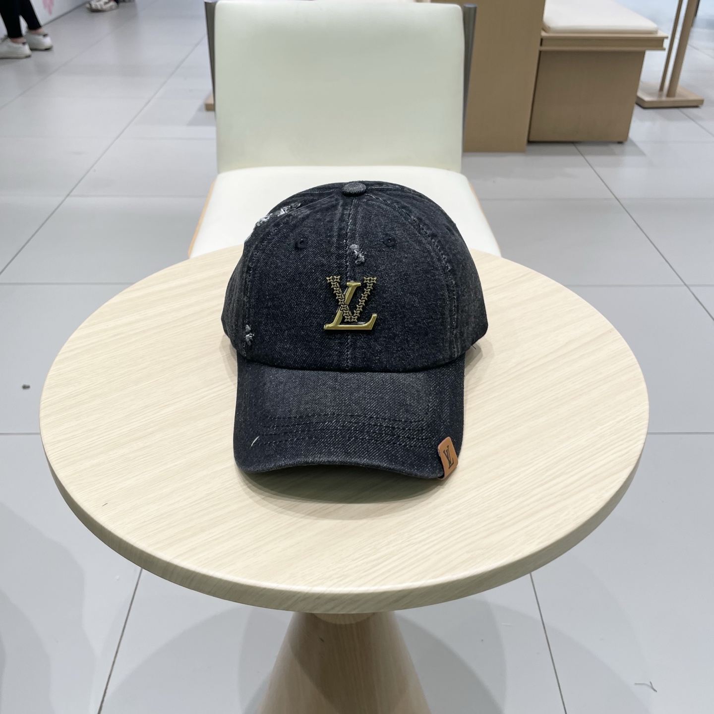 🧢路易威登牛仔棒球帽 LouisVuitton😍2025新款LV棒球帽，重工打造♥️高端大气，百搭款🤗男