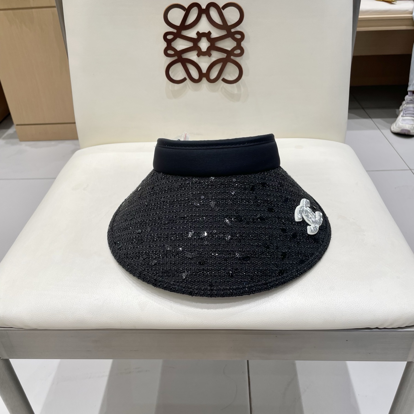 NO:362920,Chanel Chanel empty top sun hat, headband sun hat, head circumference 57cm hat, straw hat, fisherman hat, baseball hat, knit hat, hat, chanel, chanel, espadrilles, hatsChanel香奈儿空顶遮阳帽,发箍遮阳帽,头围57cm帽子草帽渔夫帽棒球帽针织帽,帽子,chanel,chanel,espadrilles,hats,hat