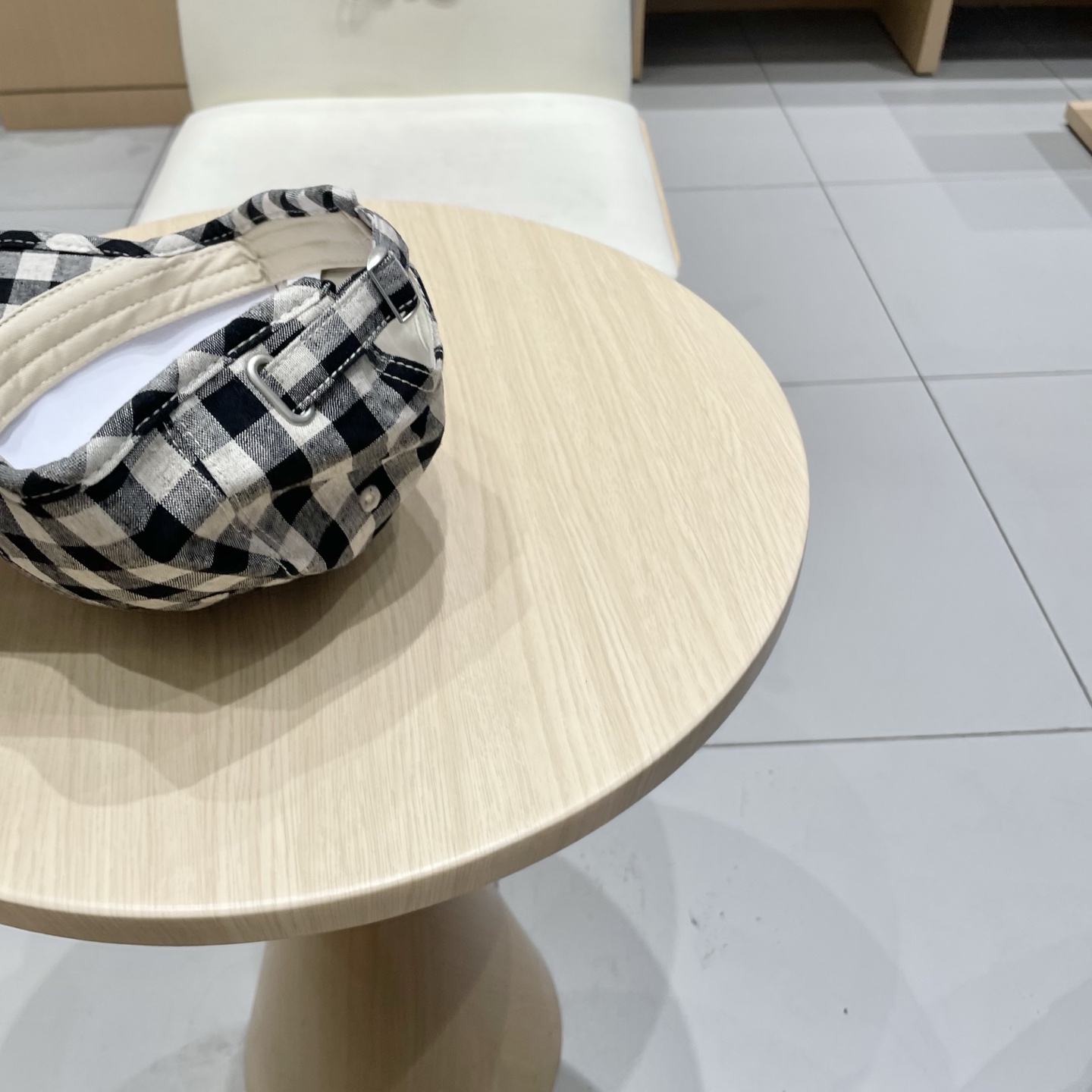  🧢路易威登棒球帽 LouisVuitton😍新款LV棒球帽，重工打造♥️高端大气，百搭款🤗男女通用！跑