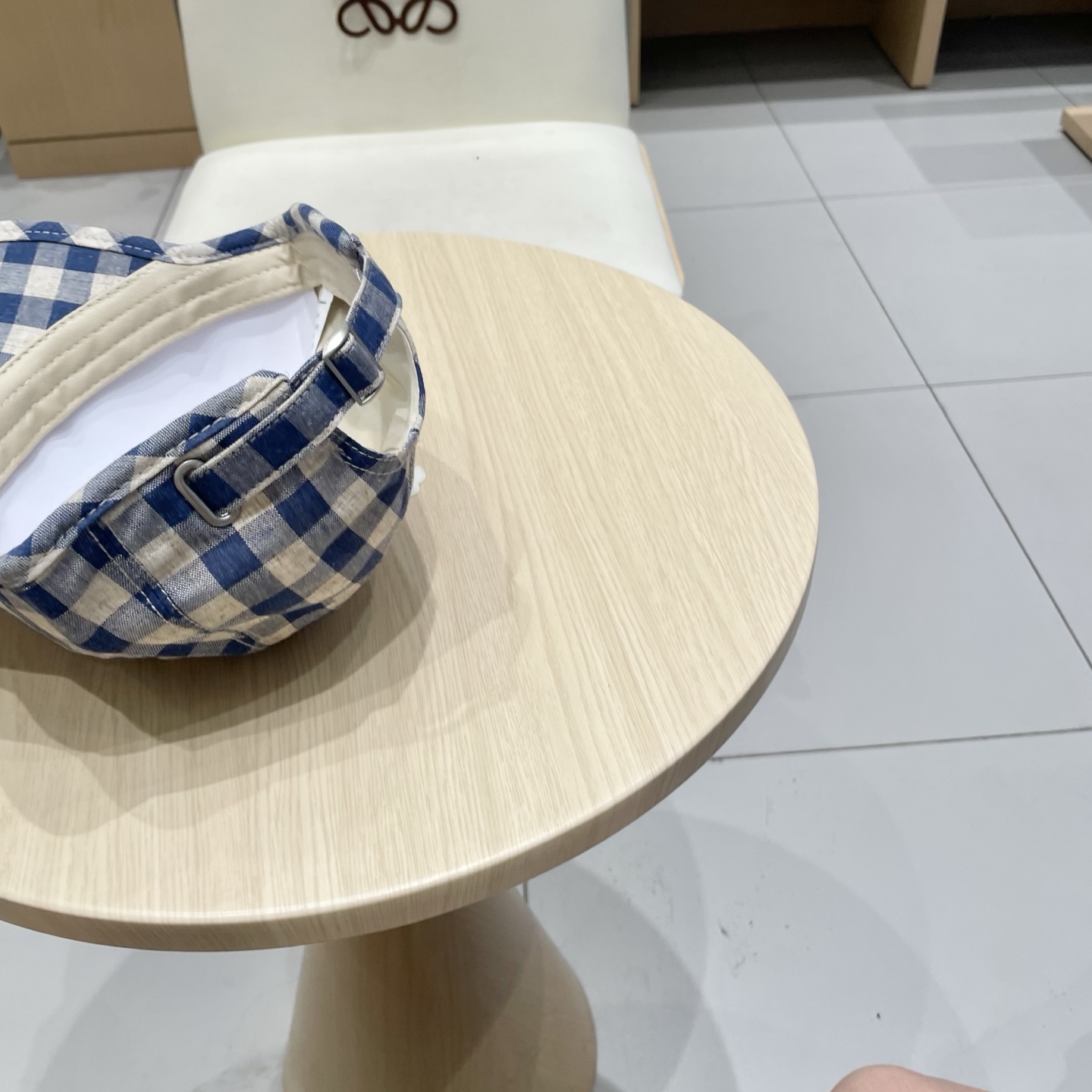  🧢路易威登棒球帽 LouisVuitton😍新款LV棒球帽，重工打造♥️高端大气，百搭款🤗男女通用！跑