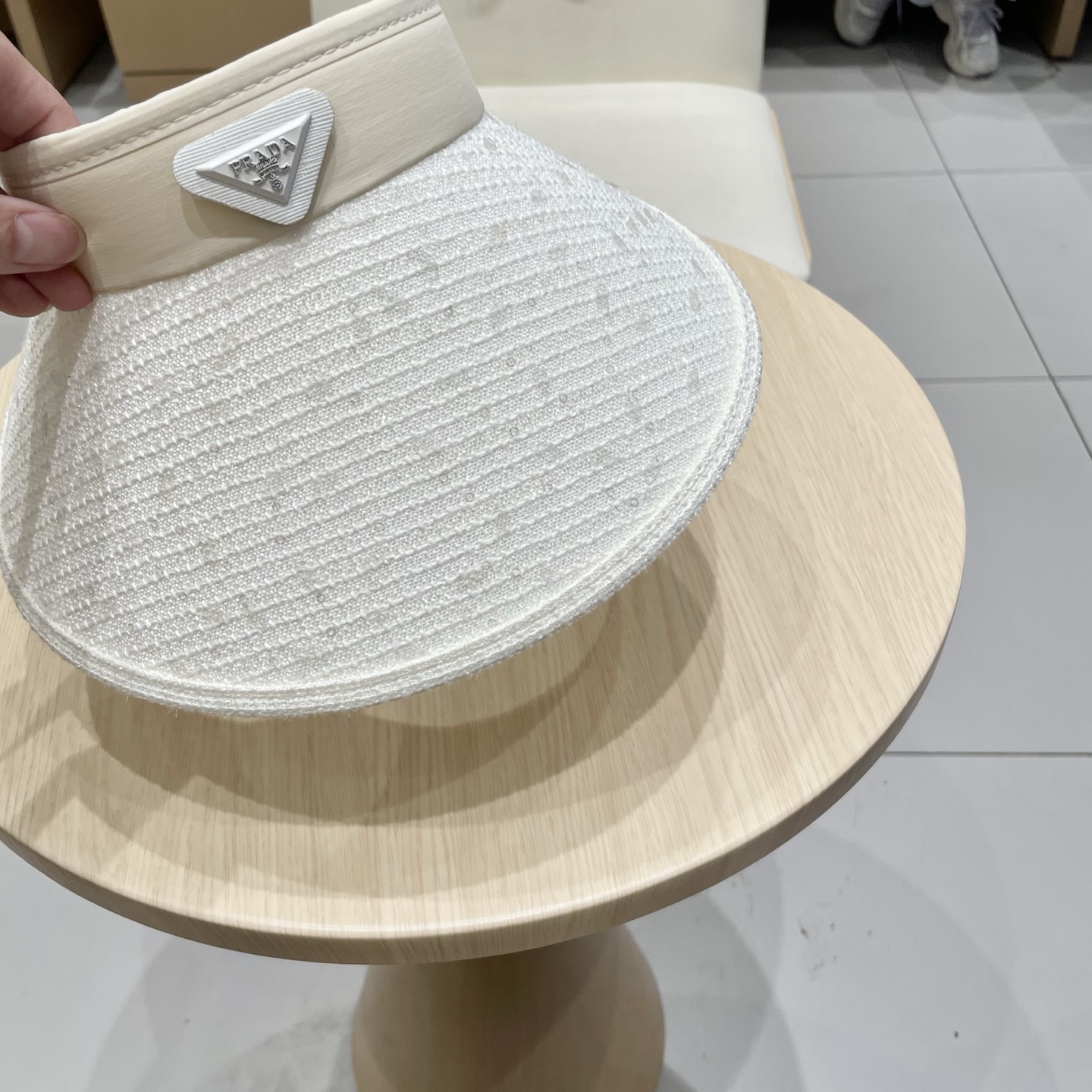  Prada普拉达新款空顶发箍遮阳帽，可调节，头围57cm