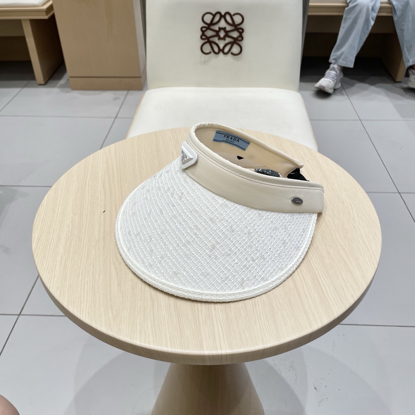  Prada普拉达新款空顶发箍遮阳帽，可调节，头围57cm