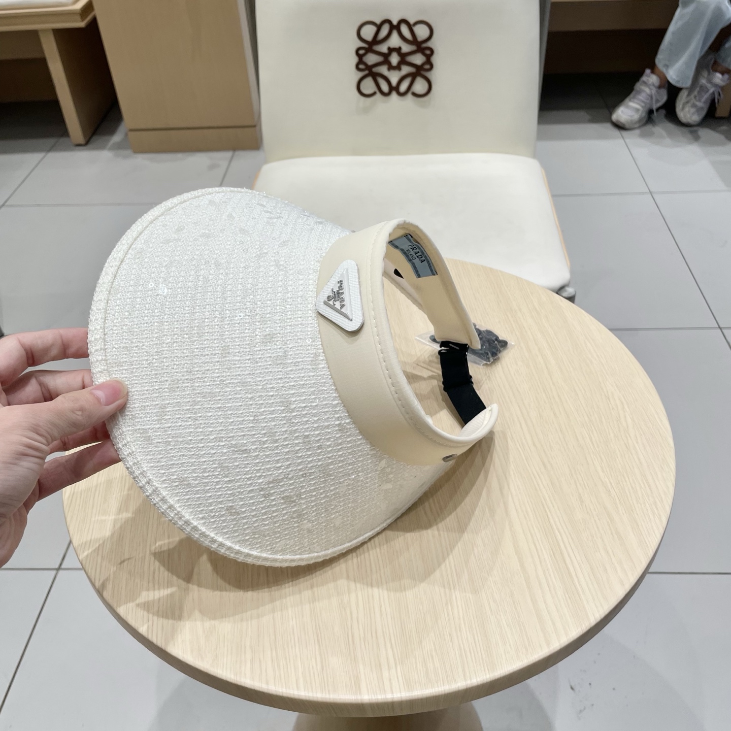  Prada普拉达新款空顶发箍遮阳帽，可调节，头围57cm