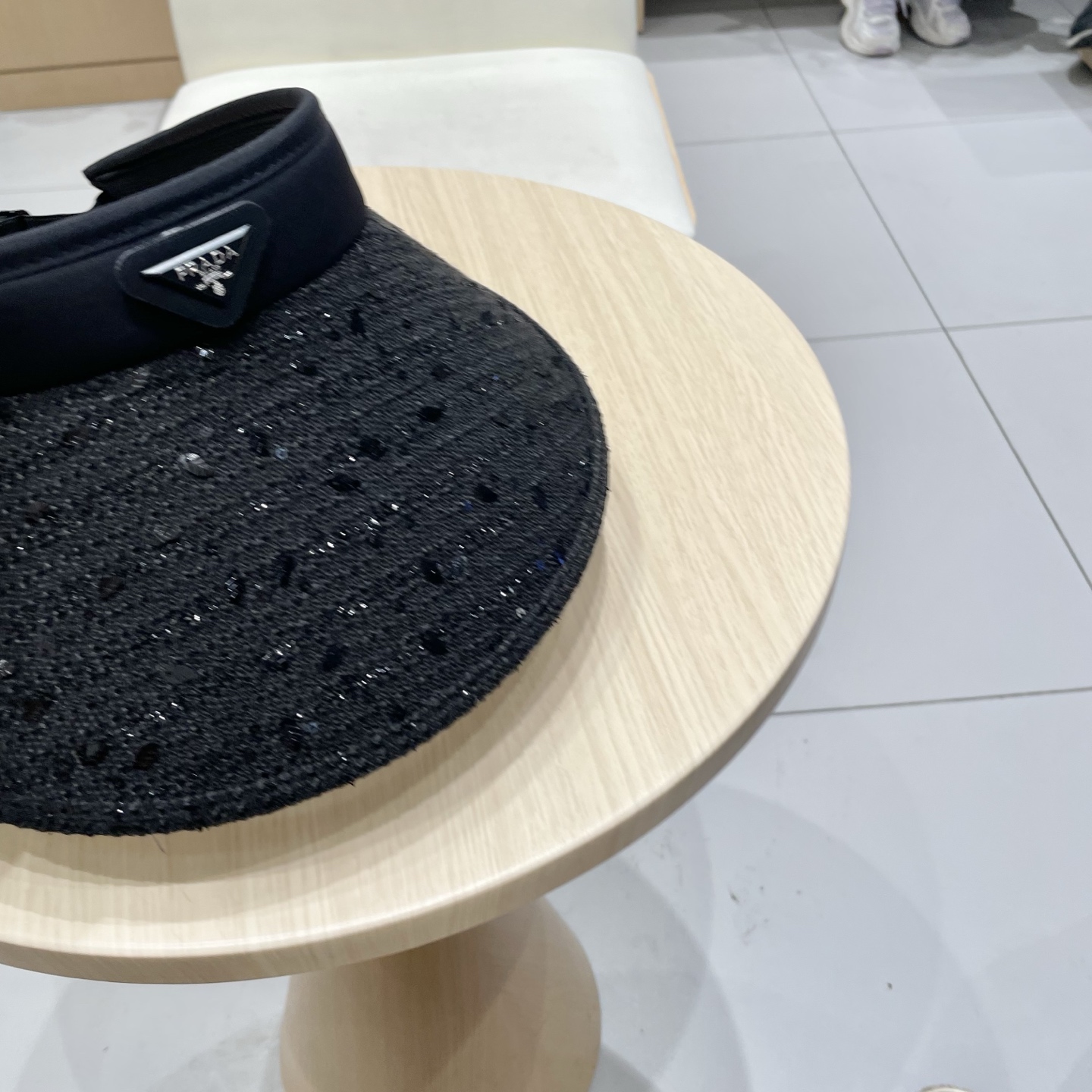  Prada普拉达新款空顶发箍遮阳帽，可调节，头围57cm