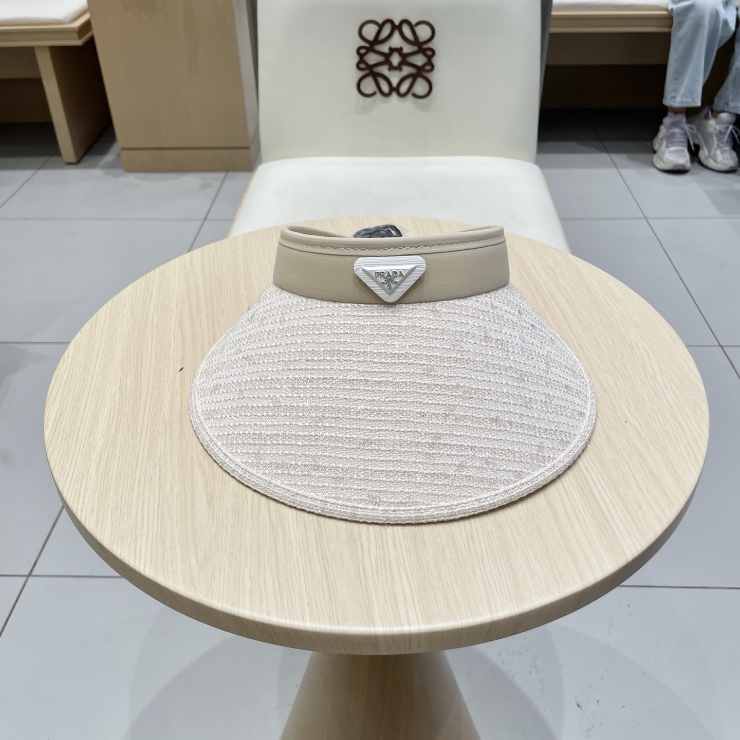 NO:362859,Prada Prada new empty headband sun hat, adjustable, head circumference 57cm hat, straw hat, fisherman hat, baseball hat, knit hat, hat, prada, prada, espadrilles, hatsPrada普拉达新款空顶发箍遮阳帽,可调节,头围57cm帽子草帽渔夫帽棒球帽针织帽,帽子,prada,prada,espadrilles,hats,hat