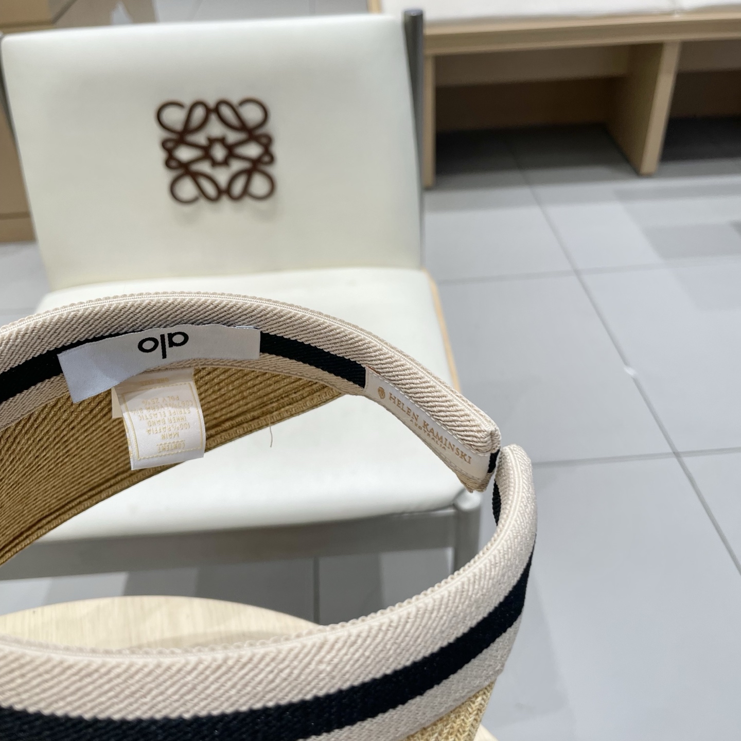  alo～新款空顶帽，小仙女🧚空顶帽
洋气十足出门妥妥哒！
夏日必备单品！