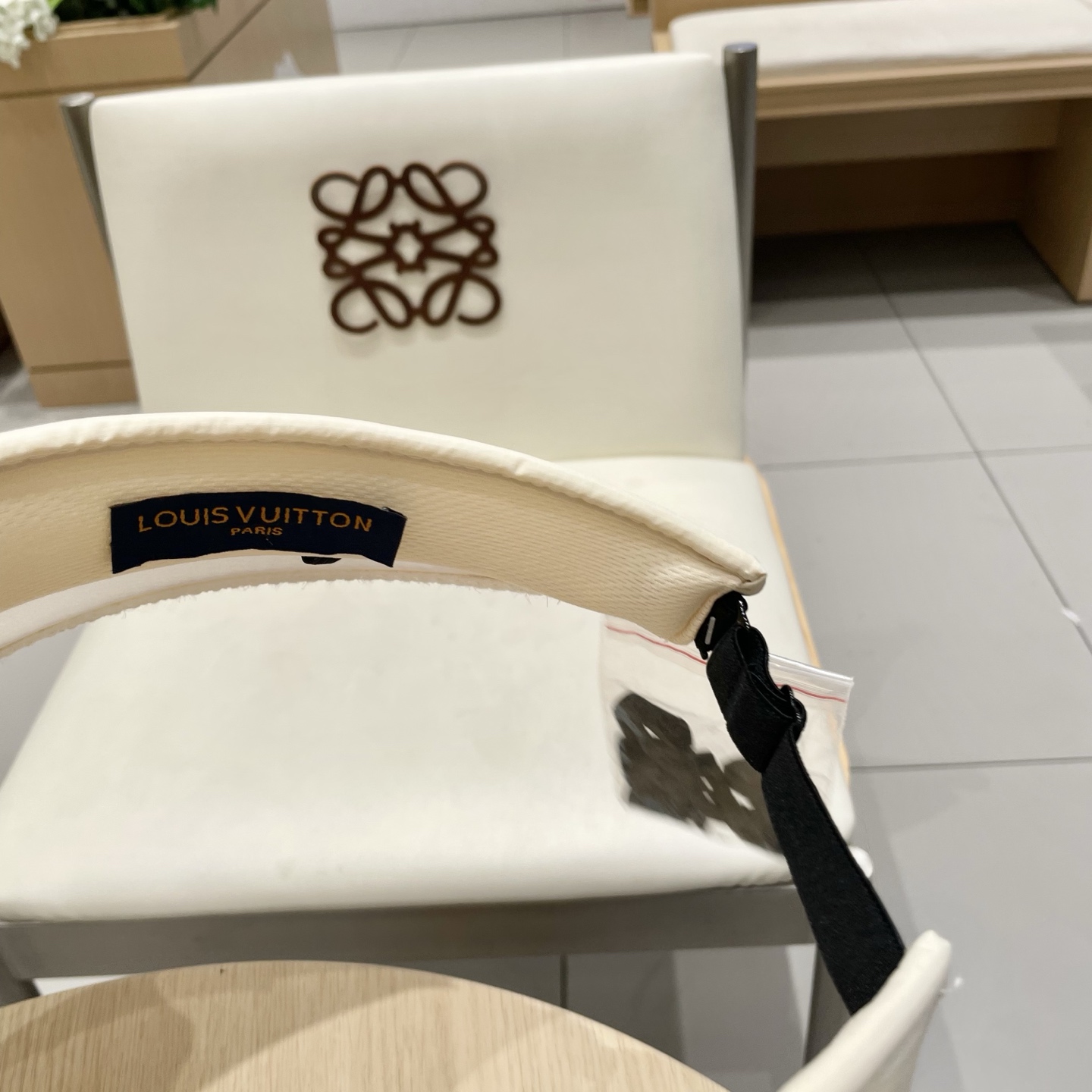  【LV路易威登】2025夏季遮阳帽空顶帽，大牌出货，超方便！好搭！出街必备