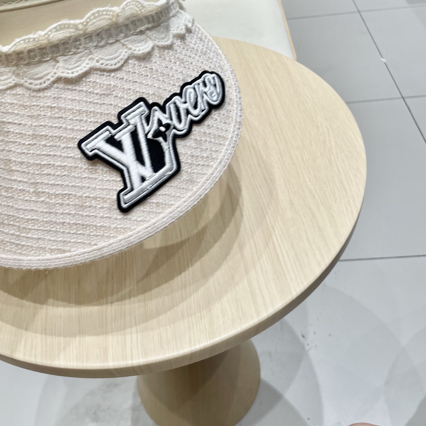  【LV路易威登】2025夏季遮阳帽空顶帽，大牌出货，超方便！好搭！出街必备