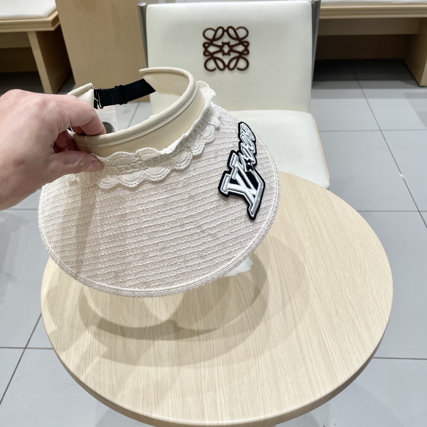  【LV路易威登】2025夏季遮阳帽空顶帽，大牌出货，超方便！好搭！出街必备